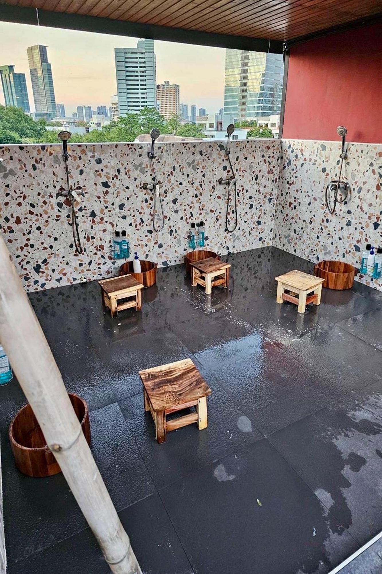 Blu Ari Stylish Gay Poshtel Hostel Bangkok