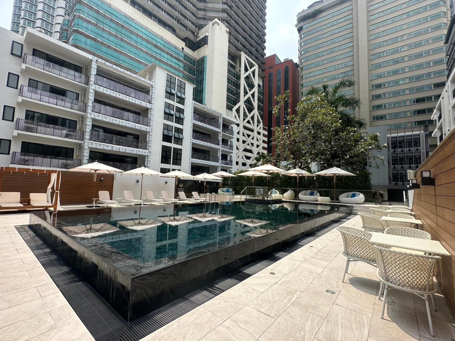 Floral Court & Sukhumvit 13
