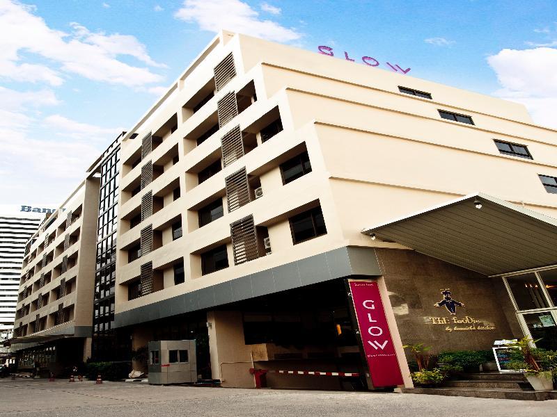 Trinity Silom Hotel 3*