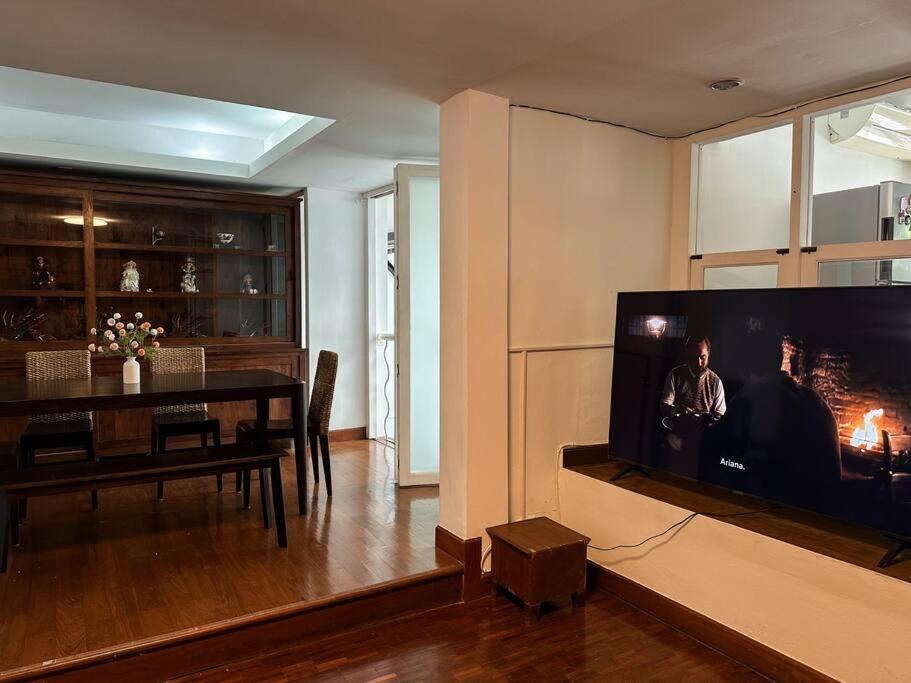 Tree House Sukhumvit 39 Phromphong Casa de férias Banguecoque