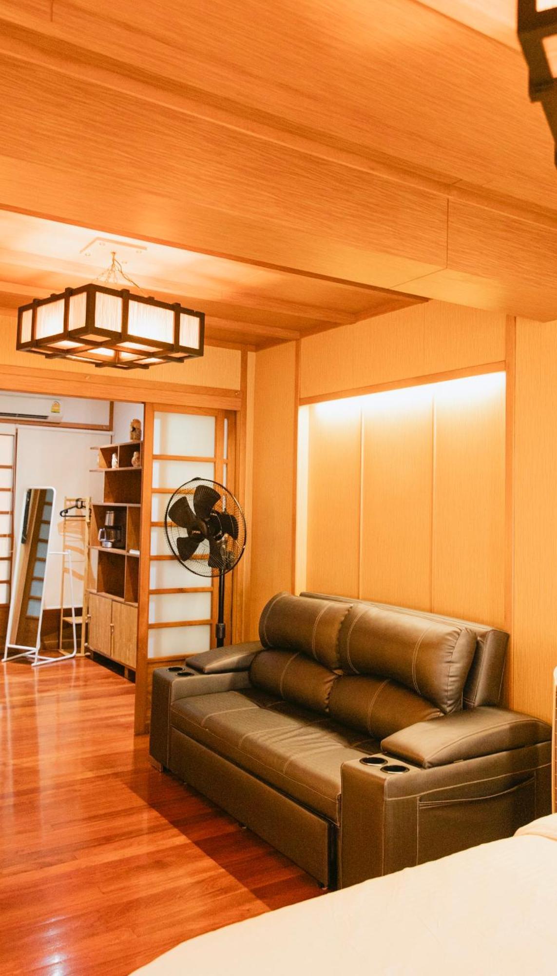 New York Loft & Japanese Magic By V4skin Bangkok