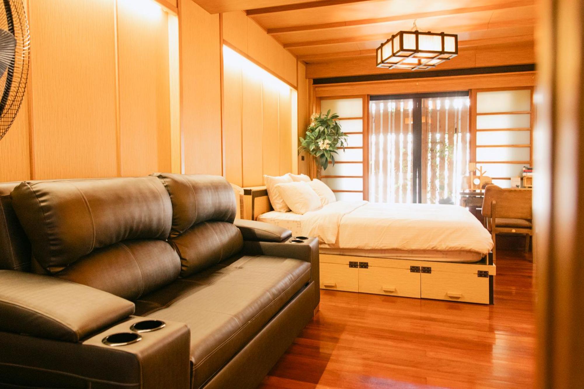 New York Loft & Japanese Magic By V4skin Apartemen
