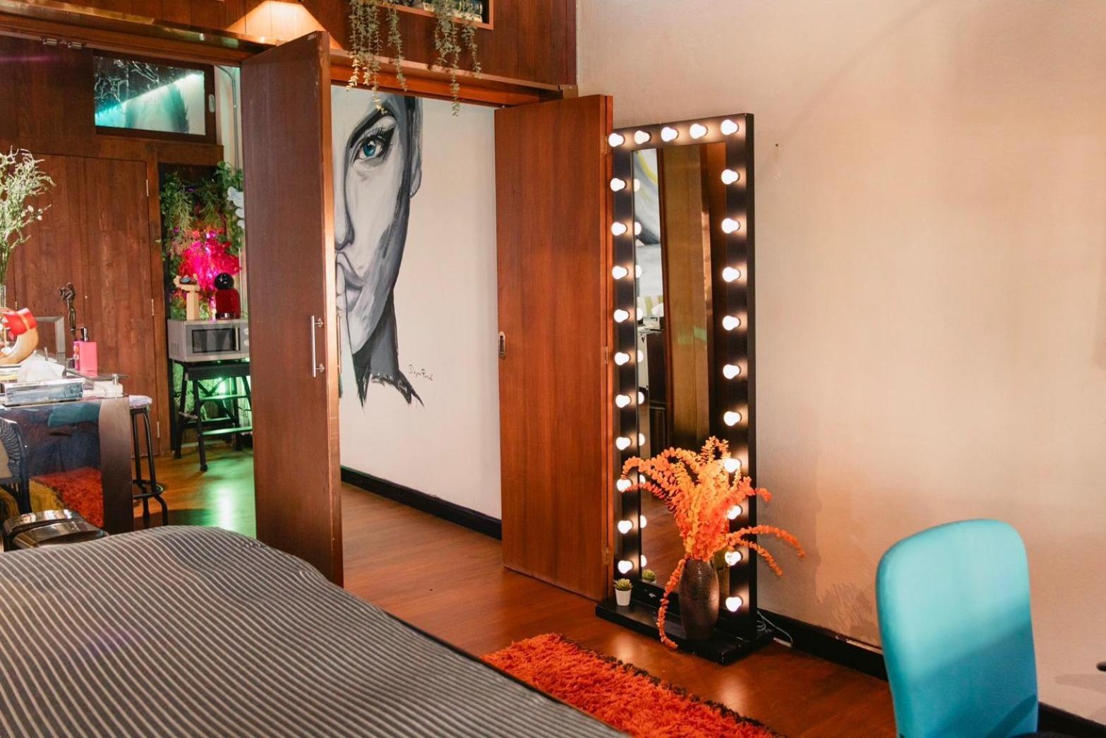 New York Loft & Japanese Magic By V4skin *