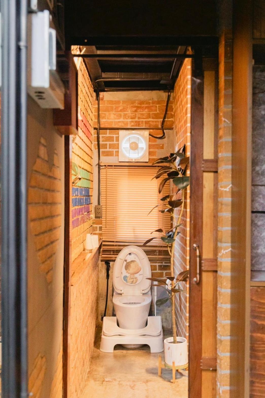 New York Loft & Japanese Magic By V4skin Bangkok