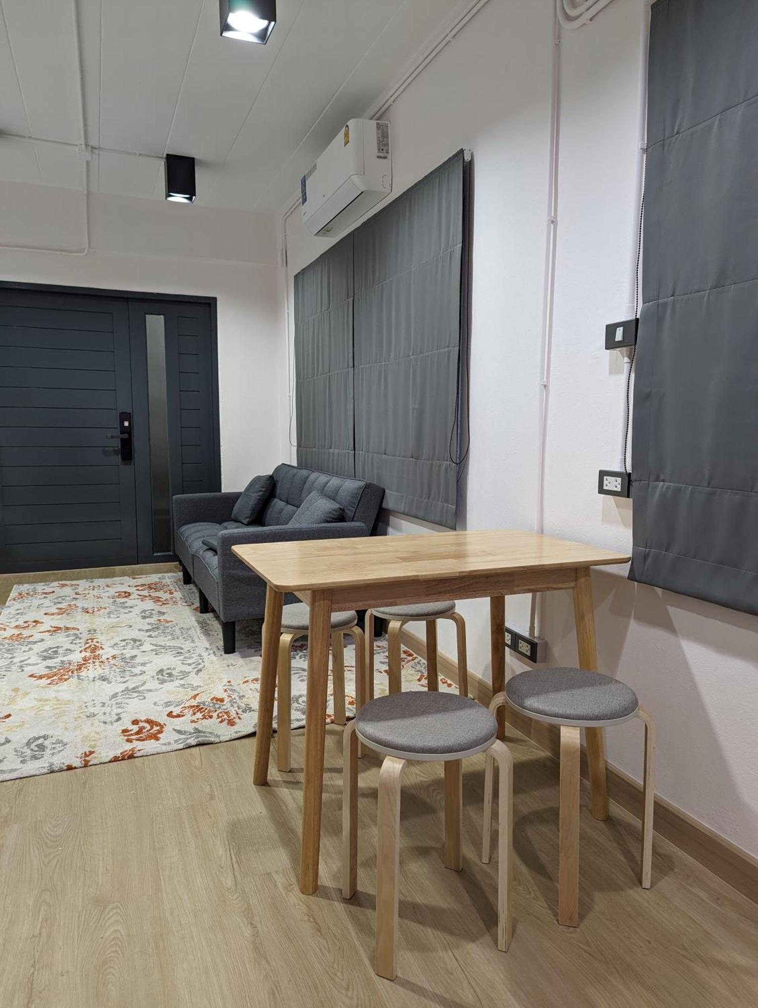 Holiday home Cloud9 Hometel - Entire House 3br 170m To Bts Private Quiet & Comfy Bangkok