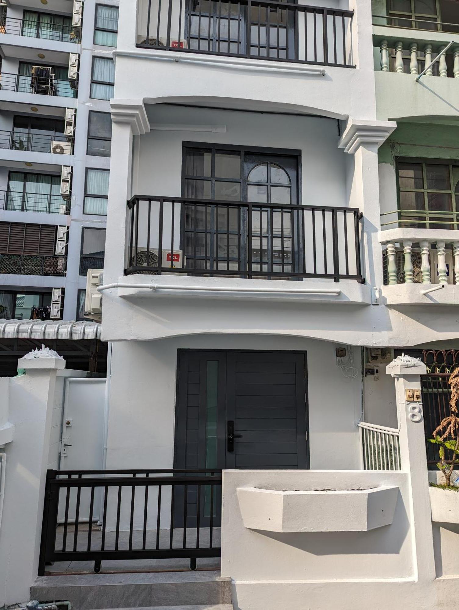 Cloud9 Hometel - Entire House 3br 170m To Bts Private Quiet & Comfy