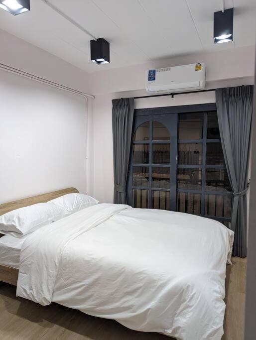 Holiday home Cloud9 Hometel - Entire House 3br 170m To Bts Private Quiet & Comfy Bangkok