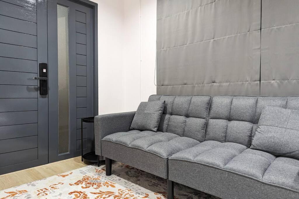 Cloud9 Hometel - Entire House 3br 170m To Bts Private Quiet & Comfy Holiday home