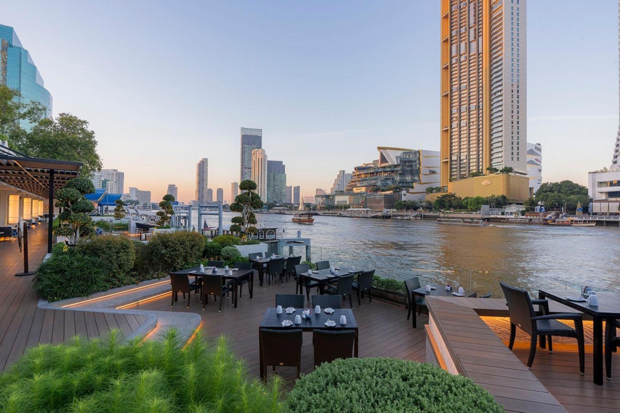 Royal Orchid Sheraton Riverside Hotel