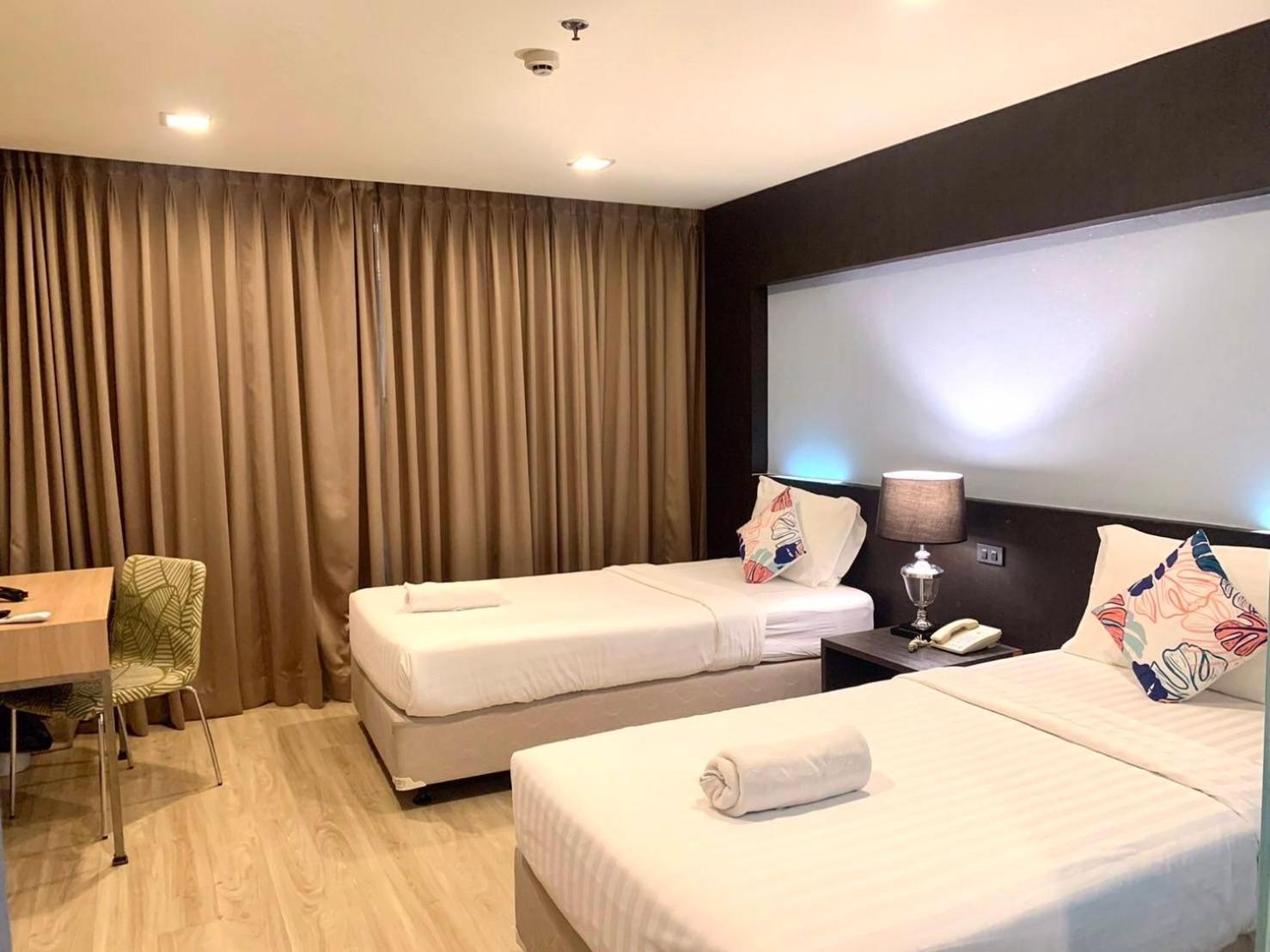 Hotel Solace At Srinakarin