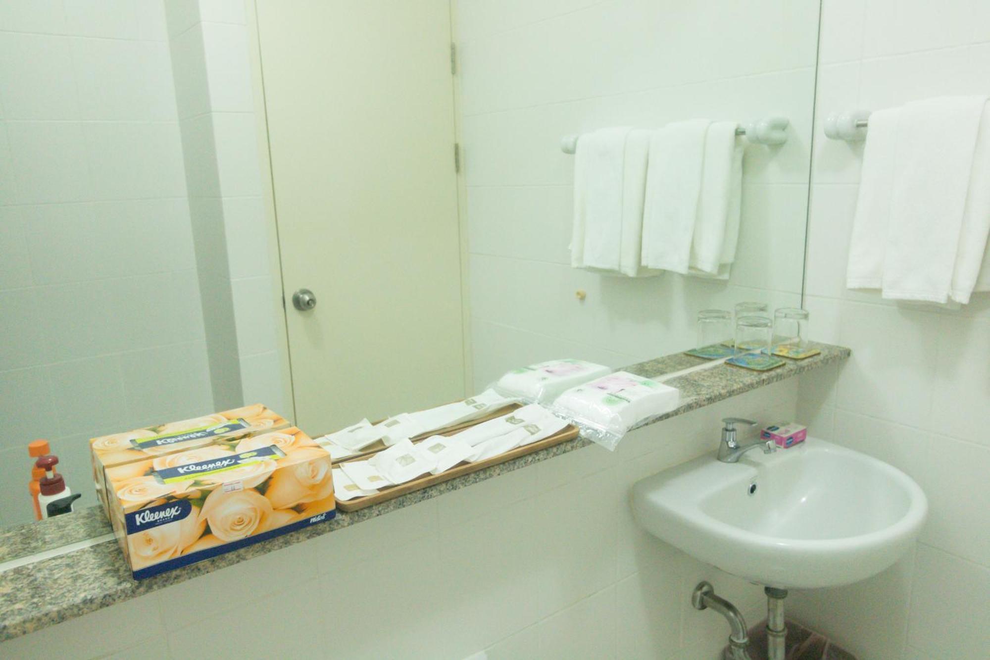 I -house Laguna Garden Rca - Behind Sukhumvit-outer Cbd Bangkok
