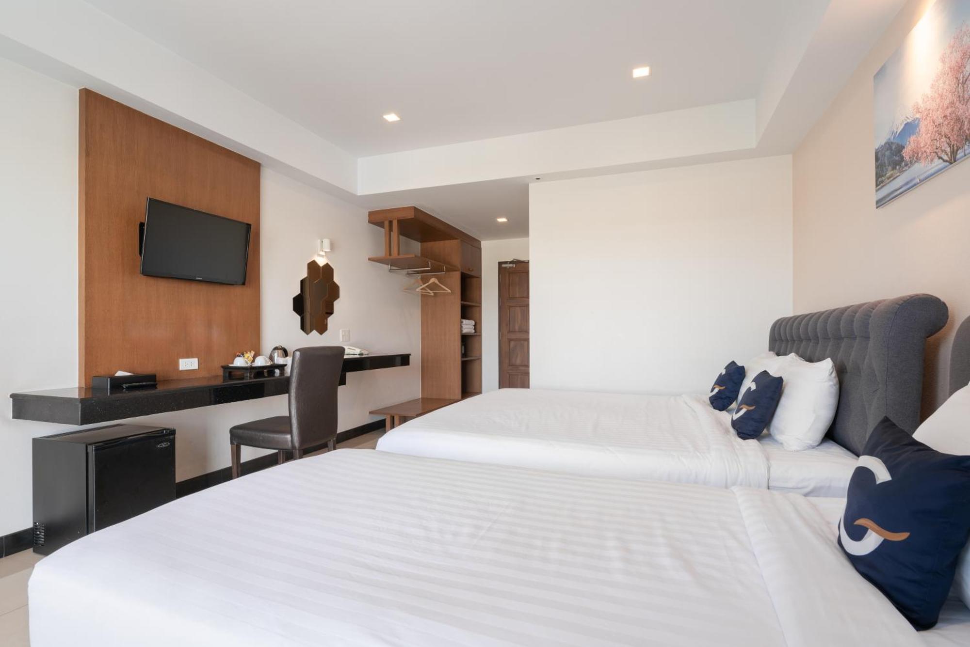 Hotel Golden Foyer Suvarnabhumi Airport 4*