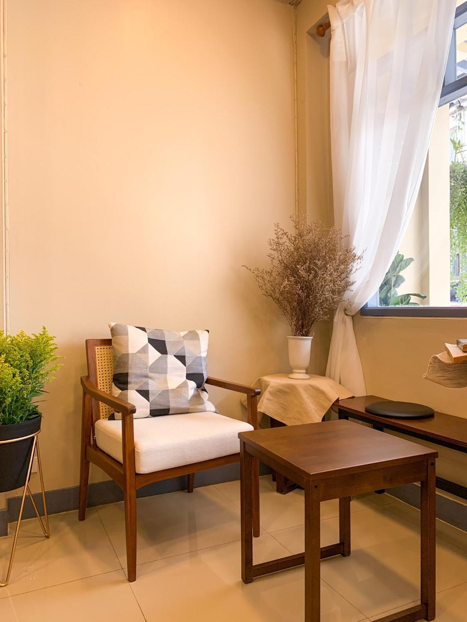 Hotel Achcha - Itsaraphap Mrt Station - Wat Arun