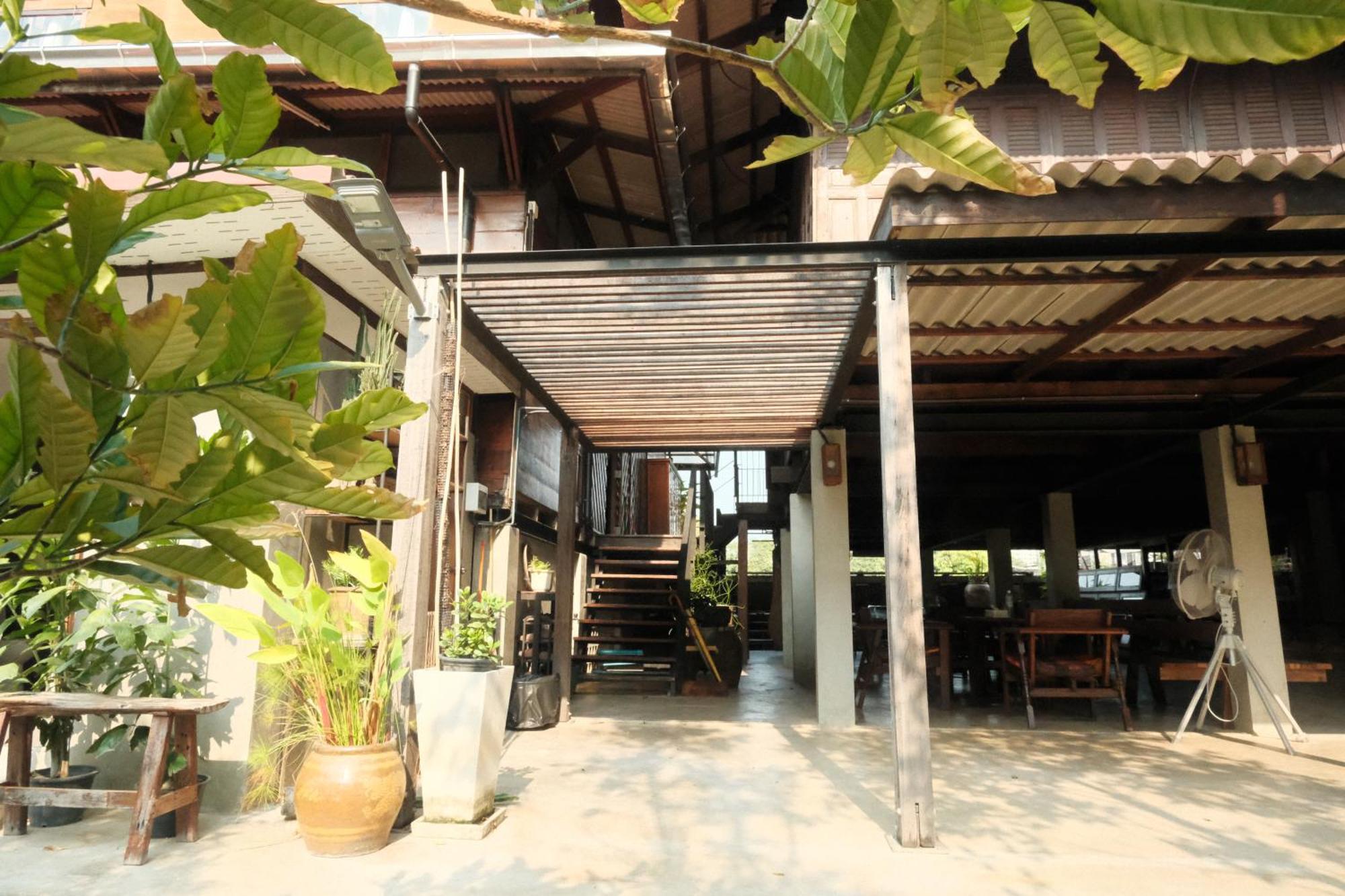Bannai Bangkoknoi บ้านในบางกอกน้อย Bangkok