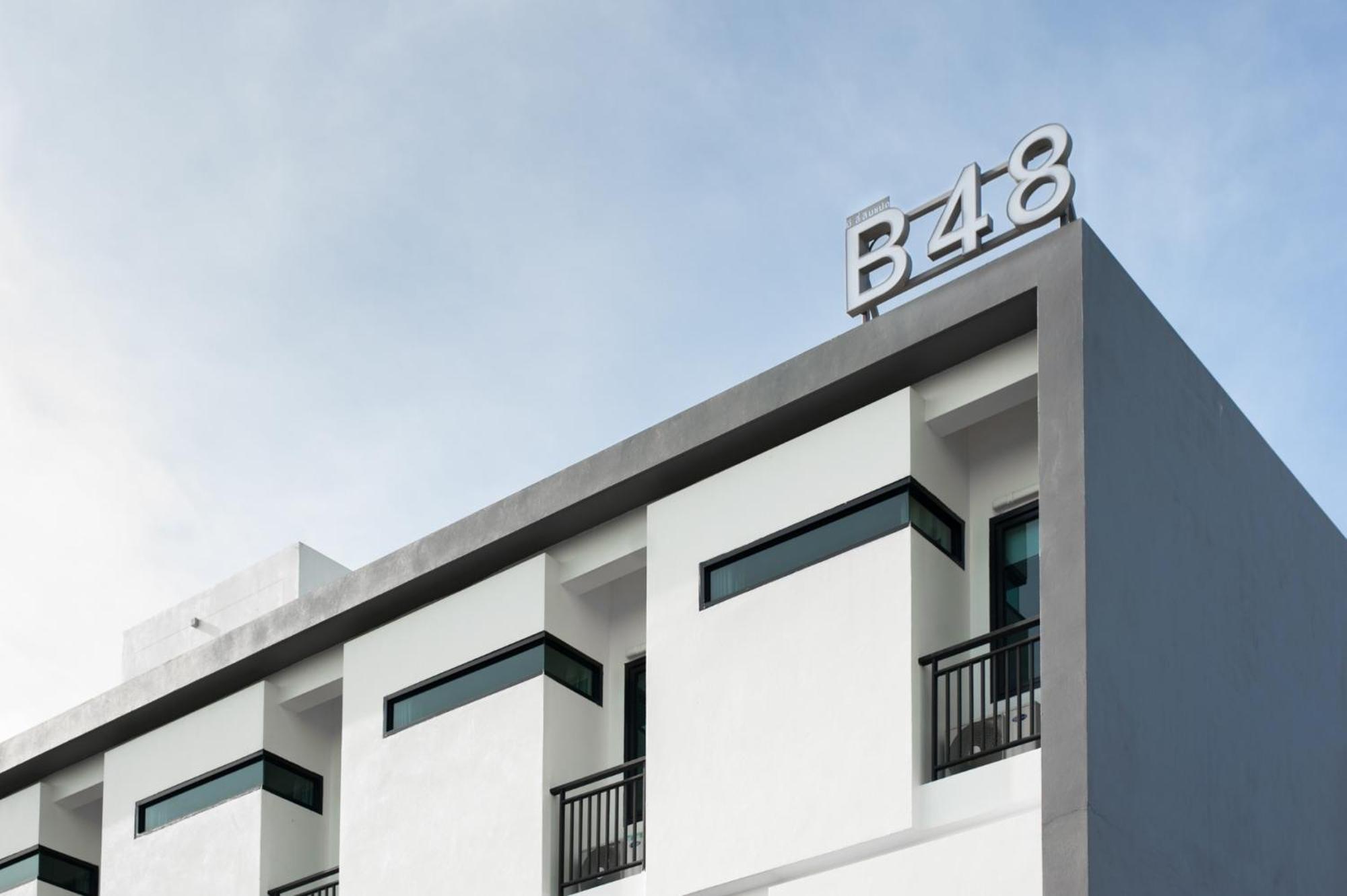 B48 Hotel 5*