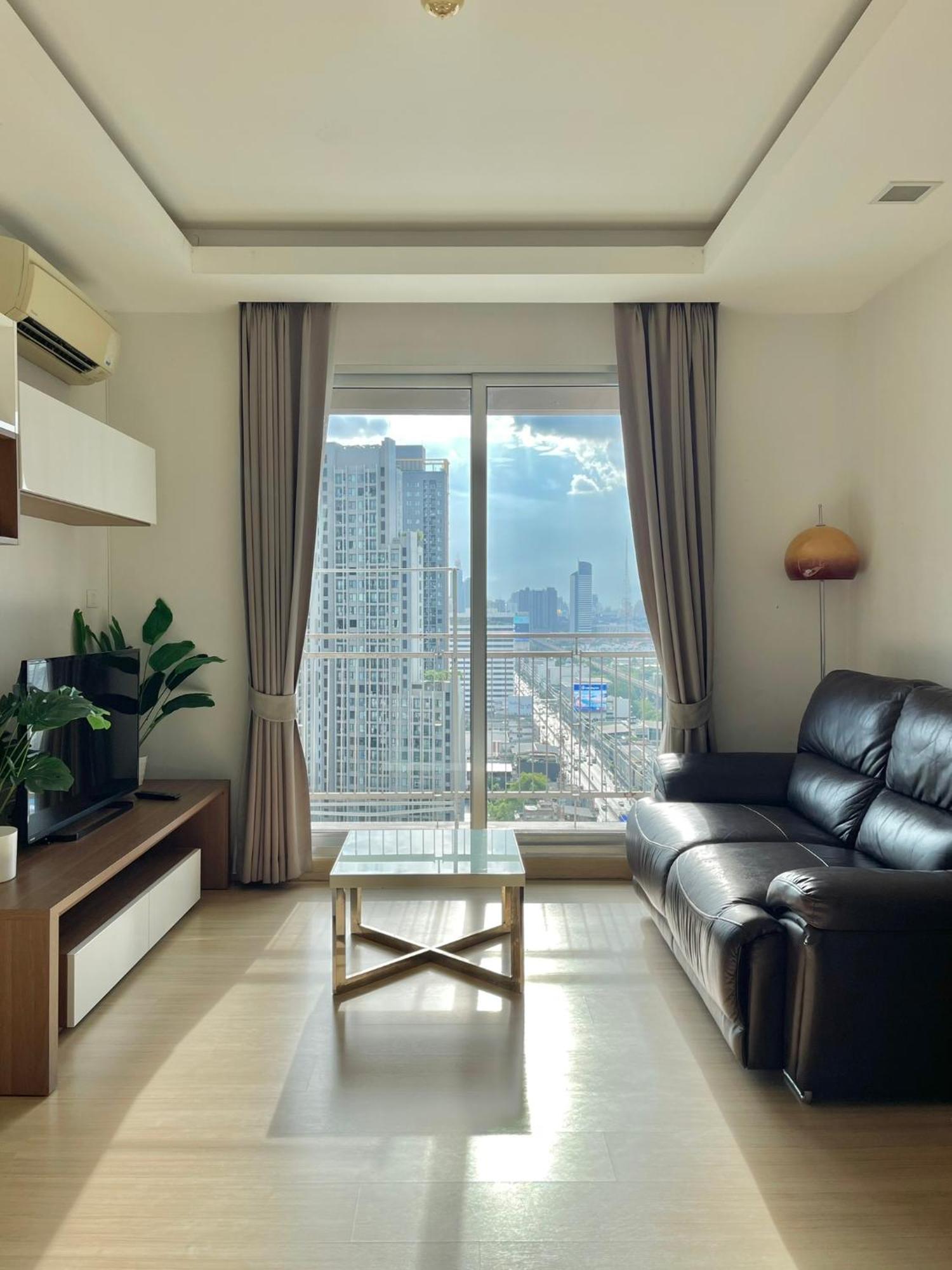 Cozy Nest Near Center - Thonglor Apartment *