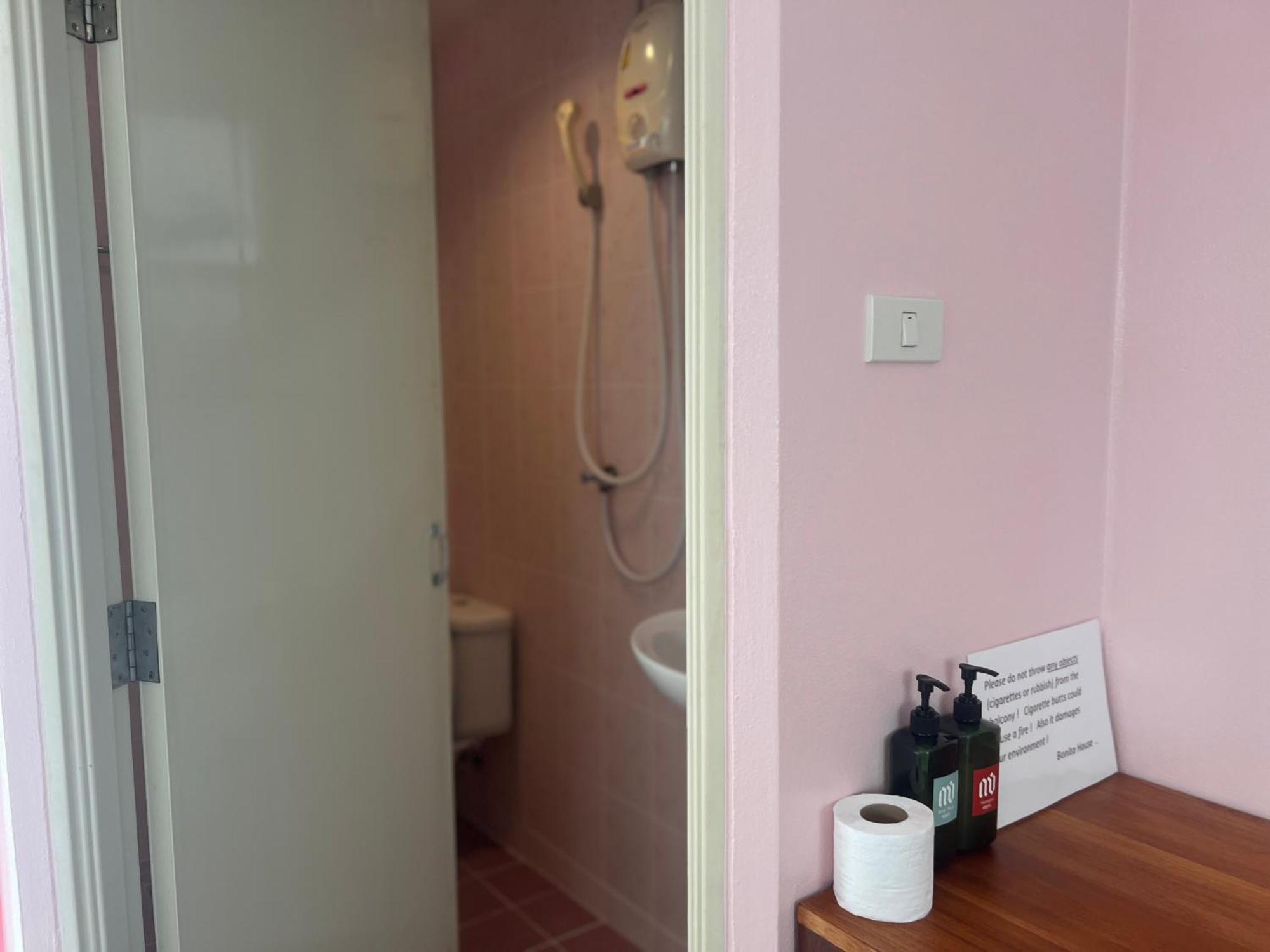 Hotel Bonita House 2*