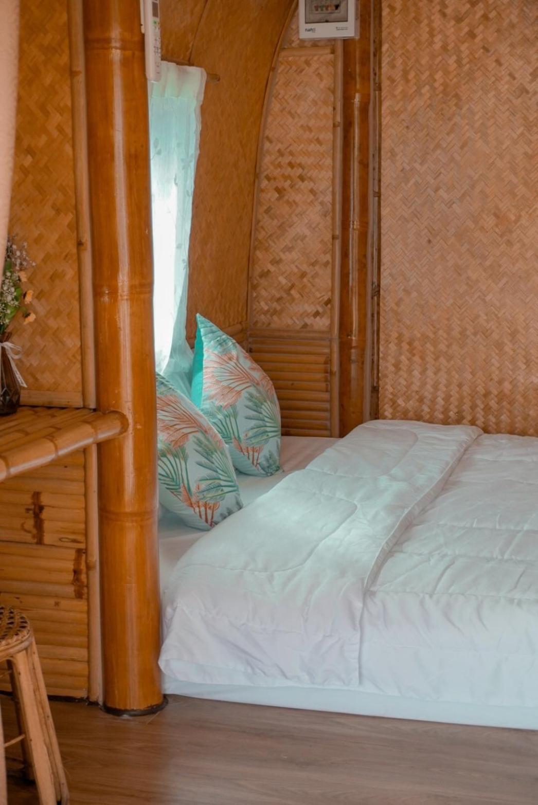 ชีวาวิลล์ - Cheewavill Farm stay Bangkok