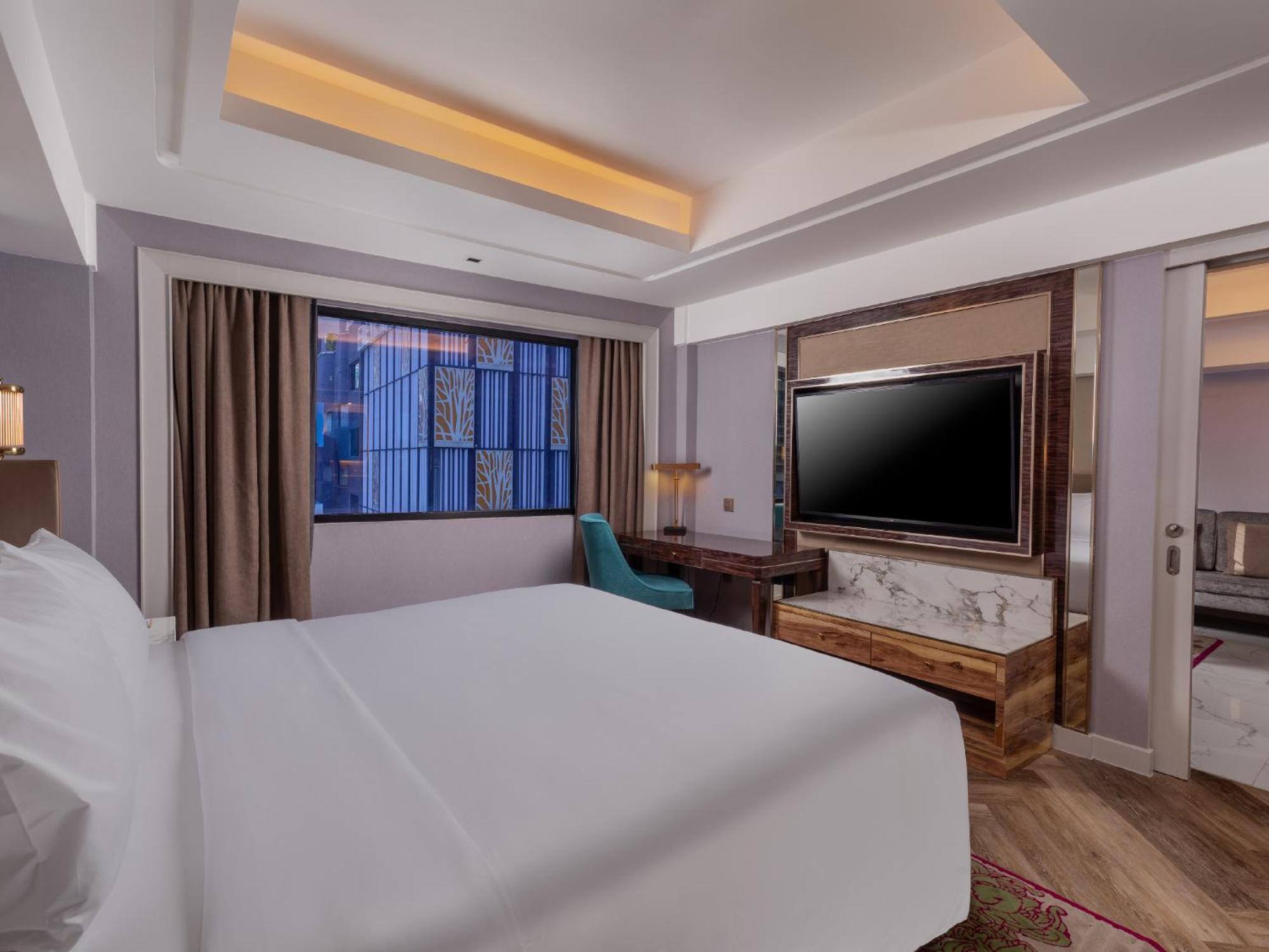 Aira Sukhumvit 11 4* Bangkok