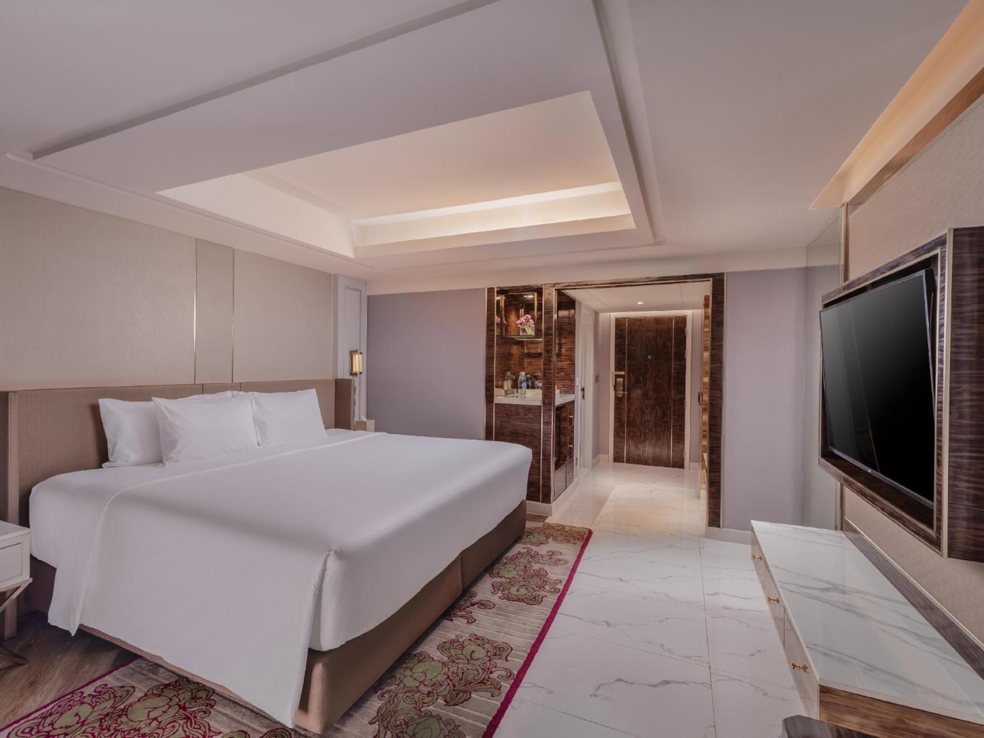 Hotel Aira Sukhumvit 11 4*