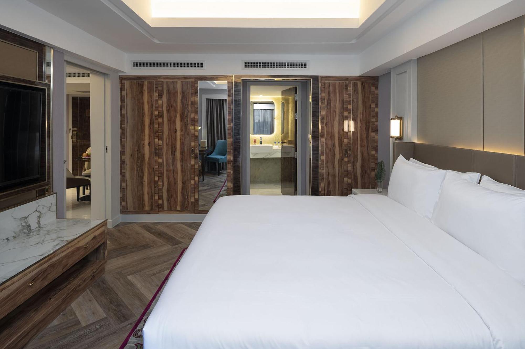 Aira Sukhumvit 11 Bangkok