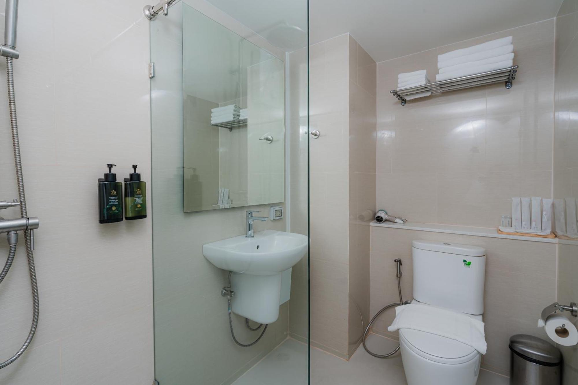 Hotel Q Box Blossom Sha Bangkok