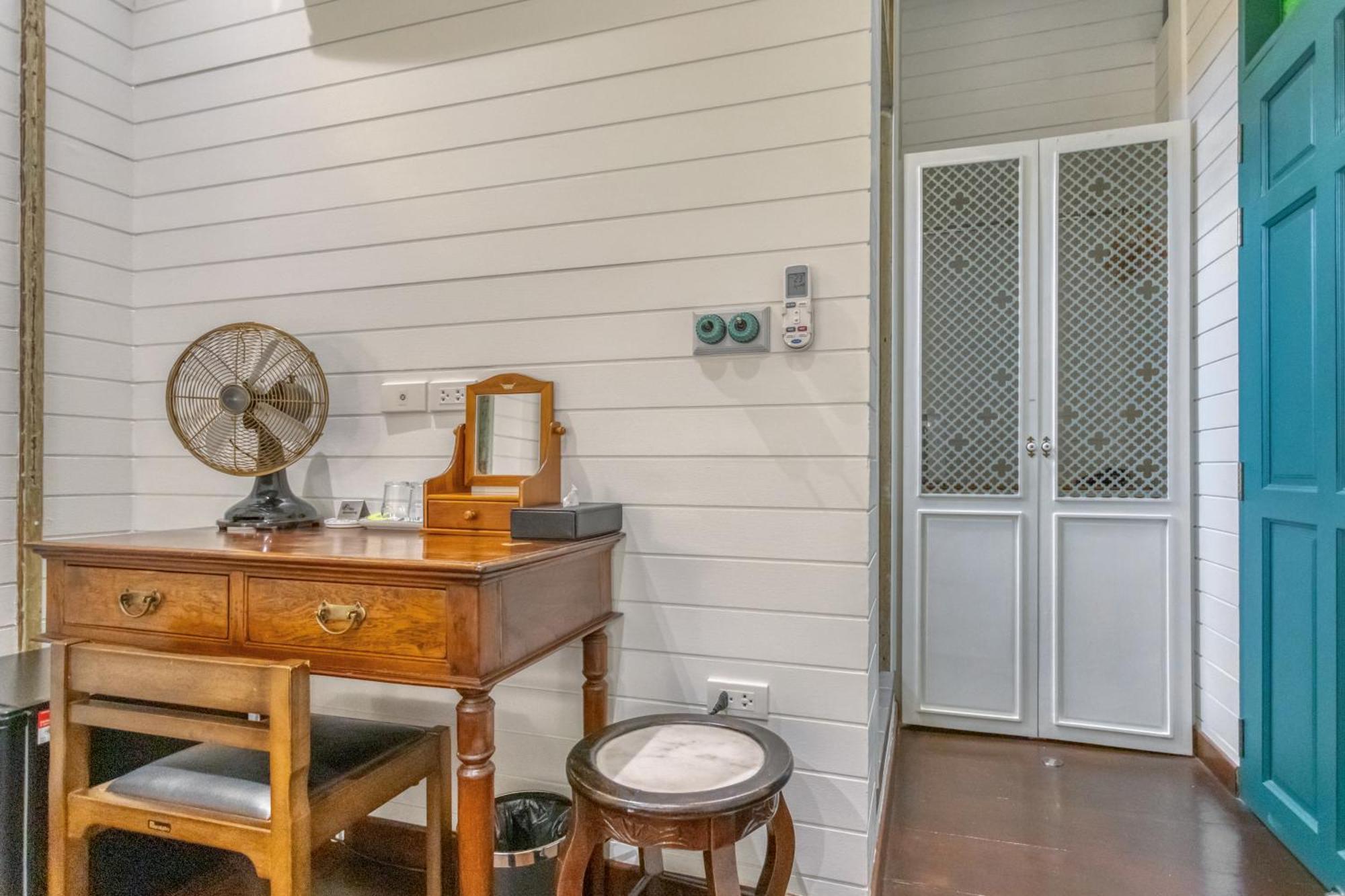 Priya Boutique House Bed & Breakfast Bangkok