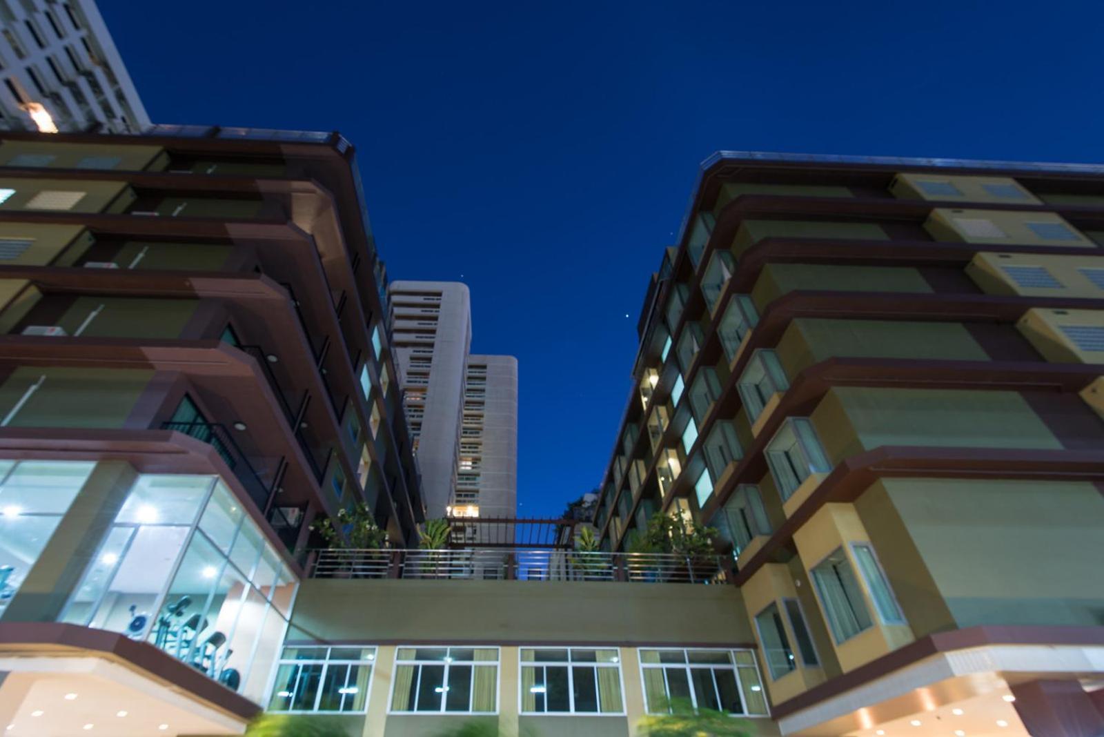 Dynasty Grande Hotel 4*