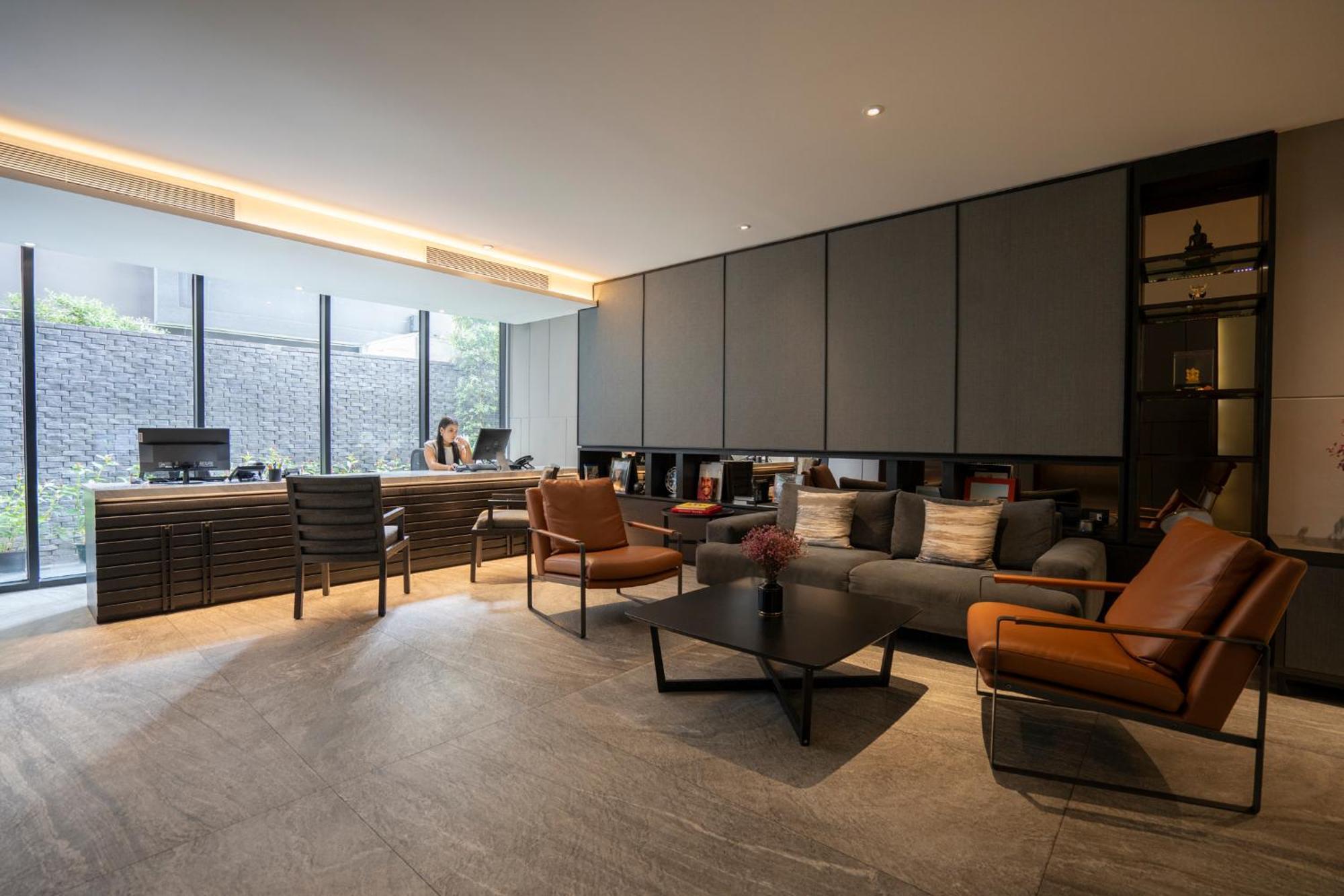 Walton Sukhumvit 4*