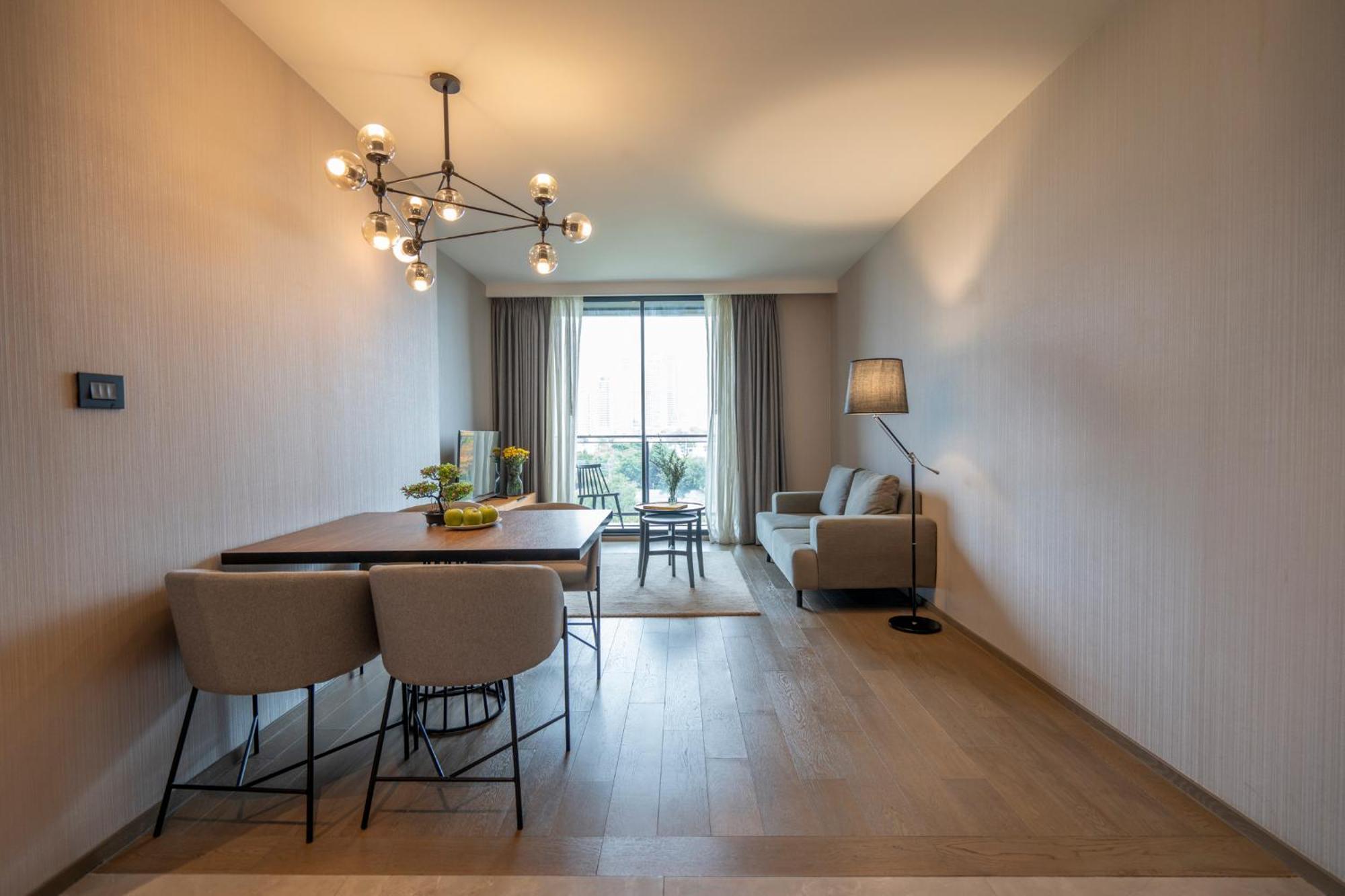 Walton Sukhumvit Hotel 4*