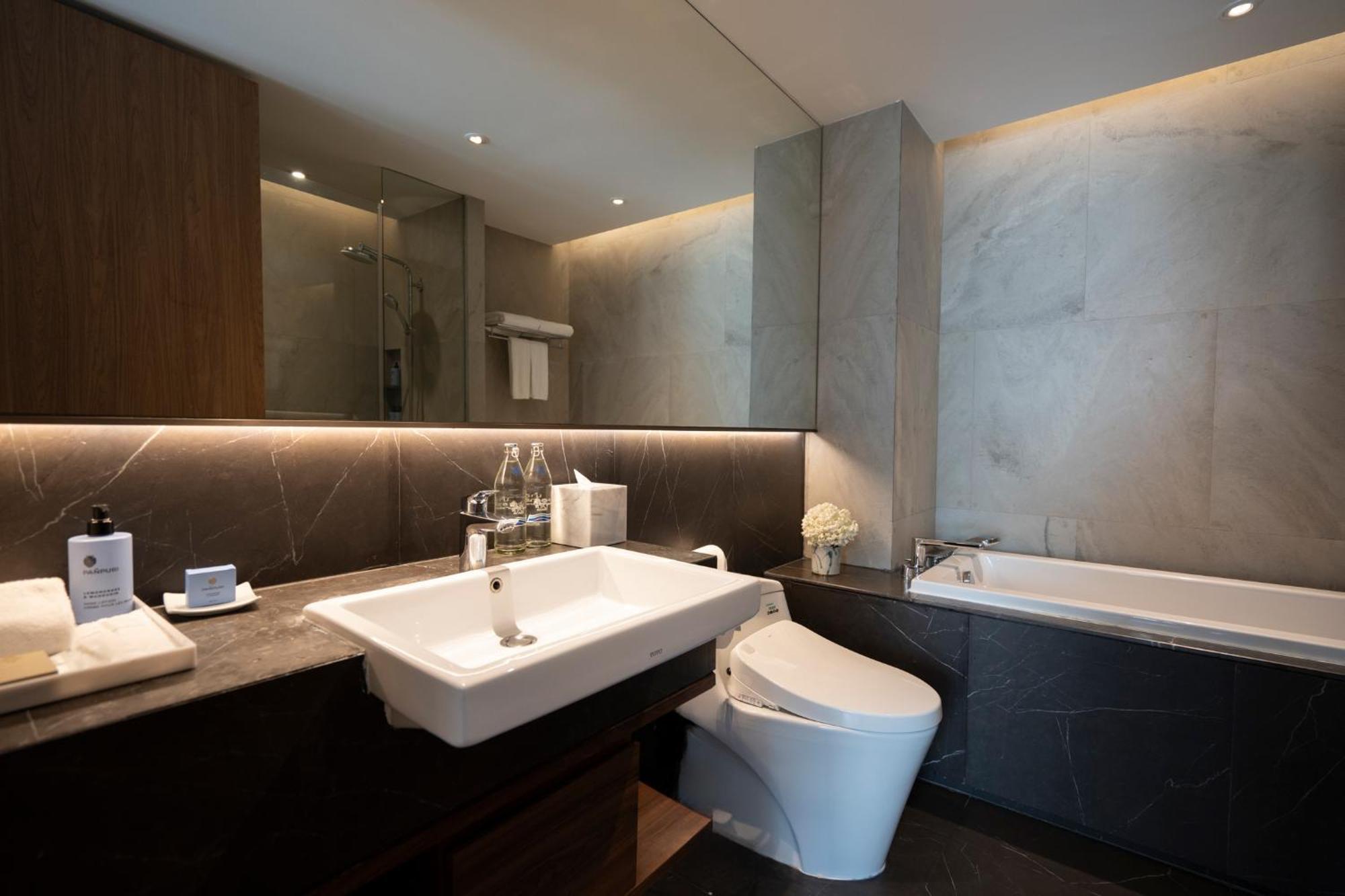 Walton Sukhumvit Hotel