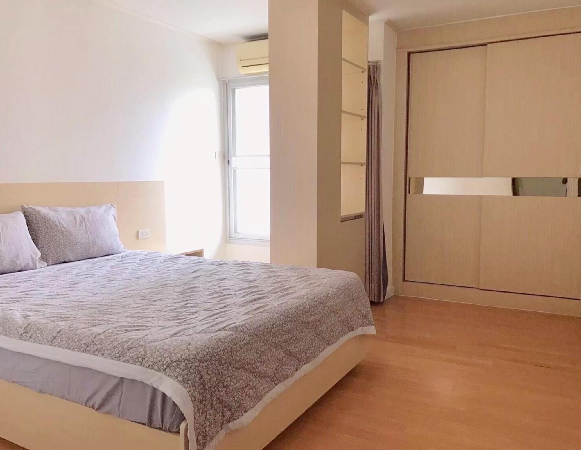 Apartment Charming Resident Sukhumvit 22 Phrom Phong