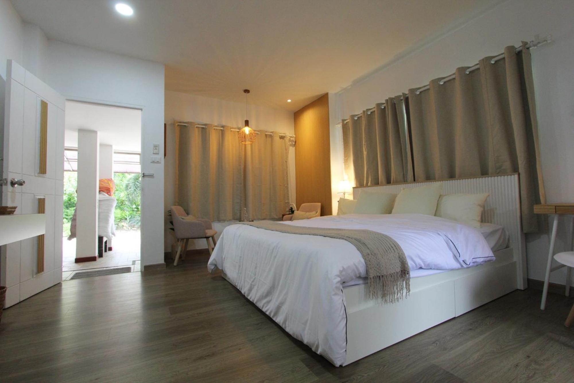 ลาดกระบัง ใกล้สนามบิน แบบอบอุ่นส่วนตัว Rumah tetamu