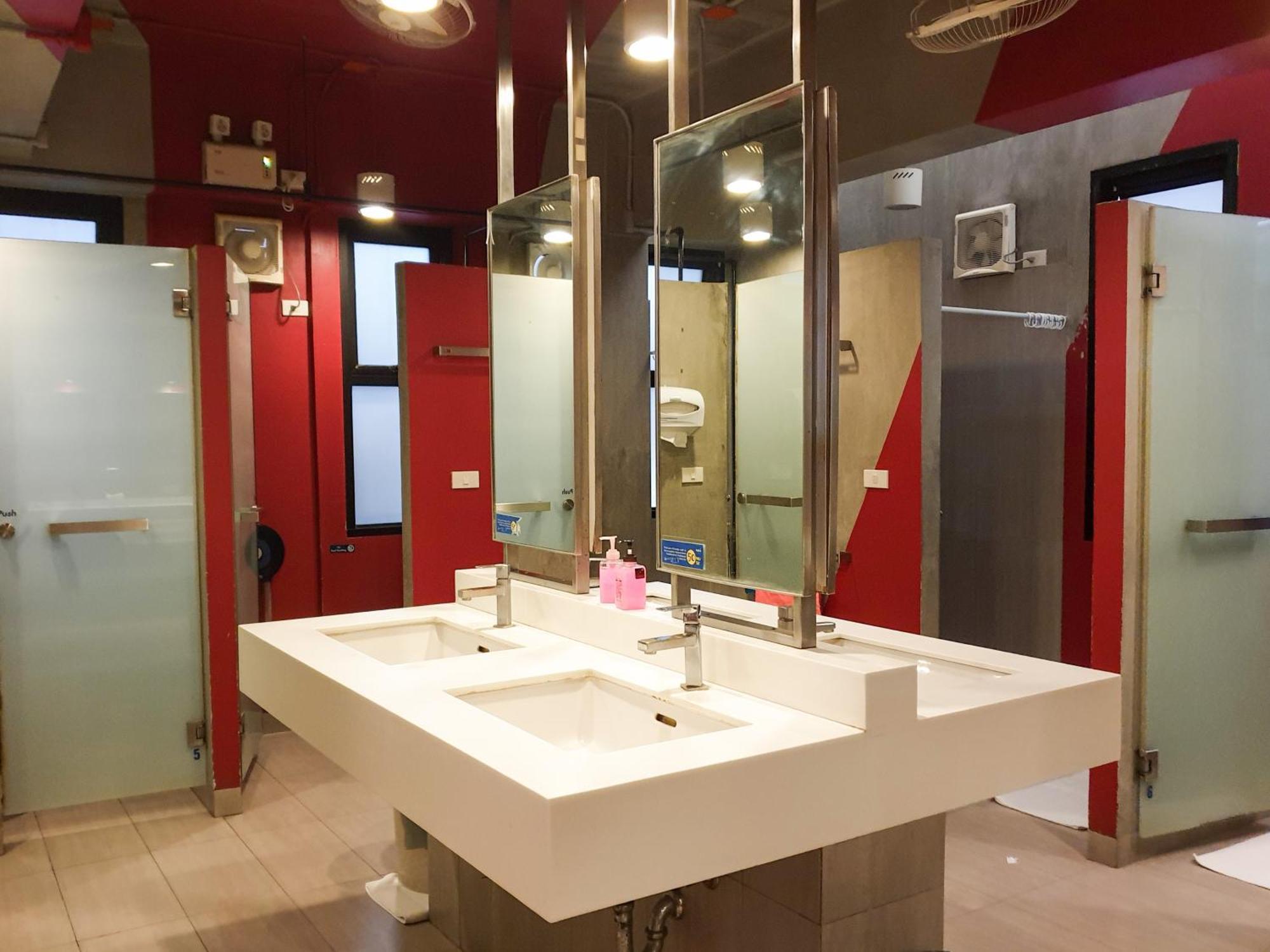 Lub D Siam - Opposite Mbk & Next To Skytrain - Perfect For Shopping Lovers! Bangkok
