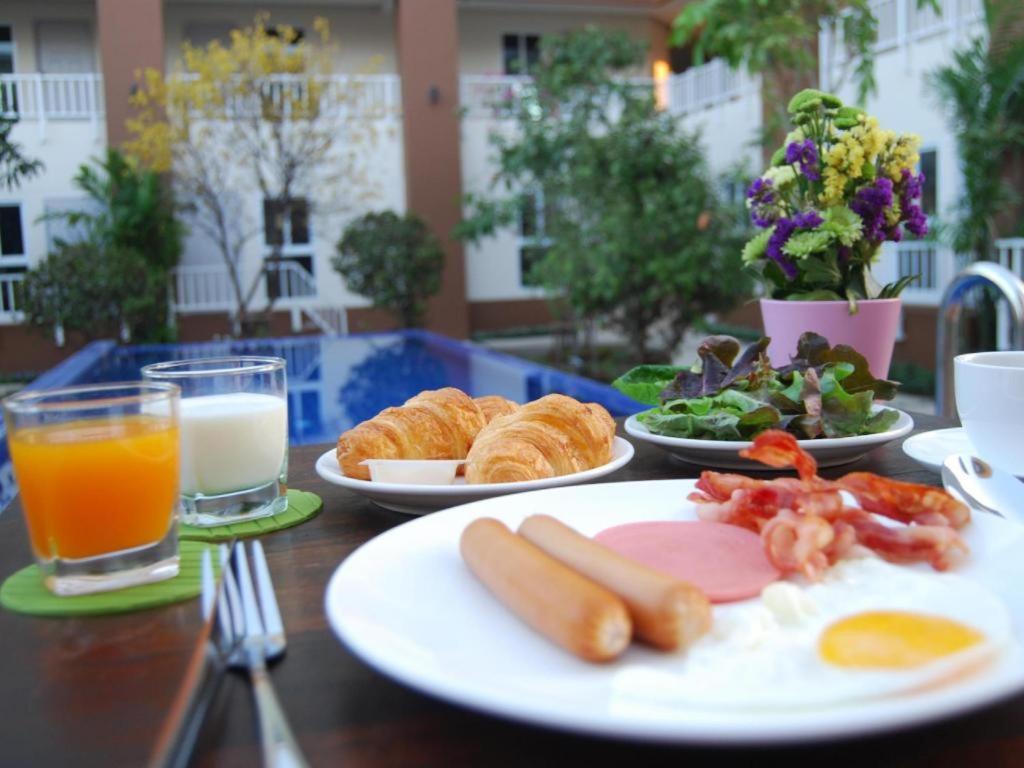 Hotel U Tiny Boutique Suvarnabhumi - Sha Bangkok