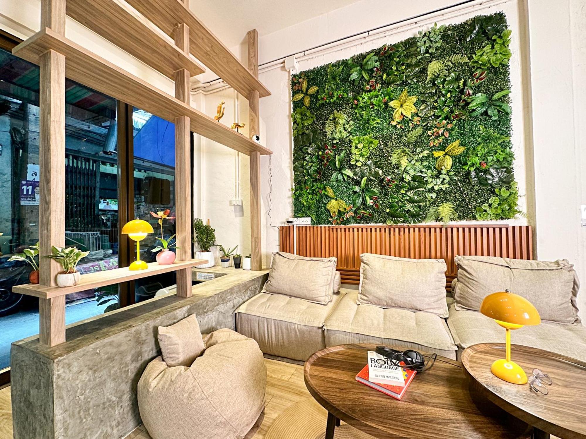 Neighborhood Hostel Bangkok