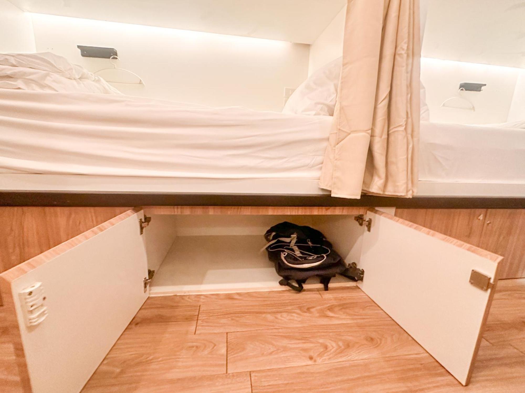 Neighborhood Hostel