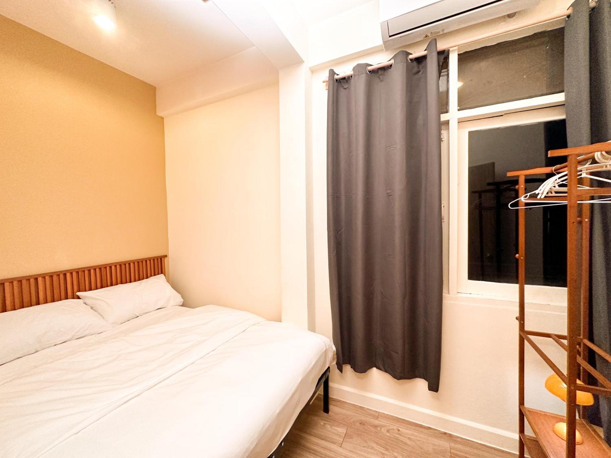 Neighborhood Hostel *
