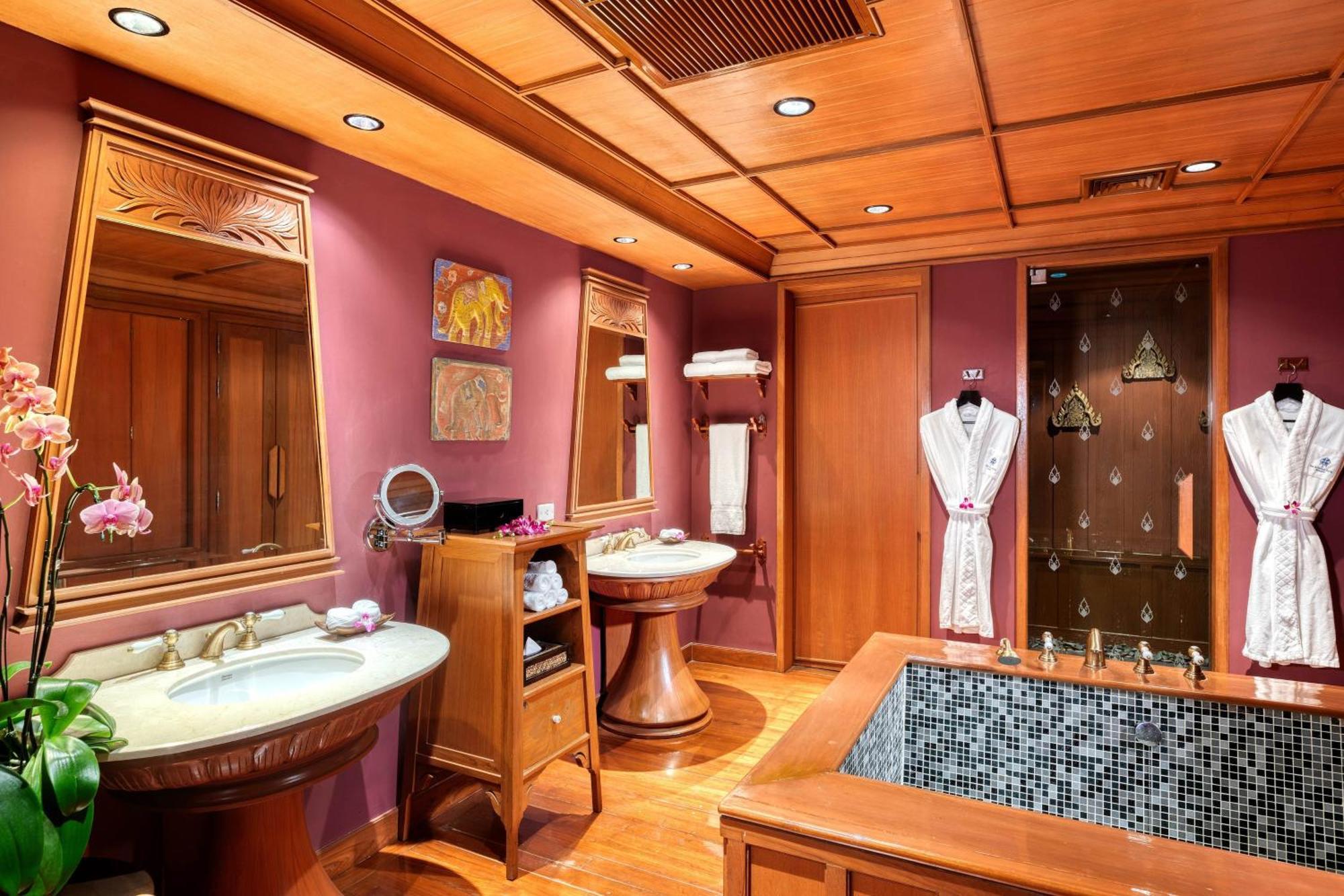 The Athenee Hotel, A Luxury Collection Hotel, 5* Bangkok