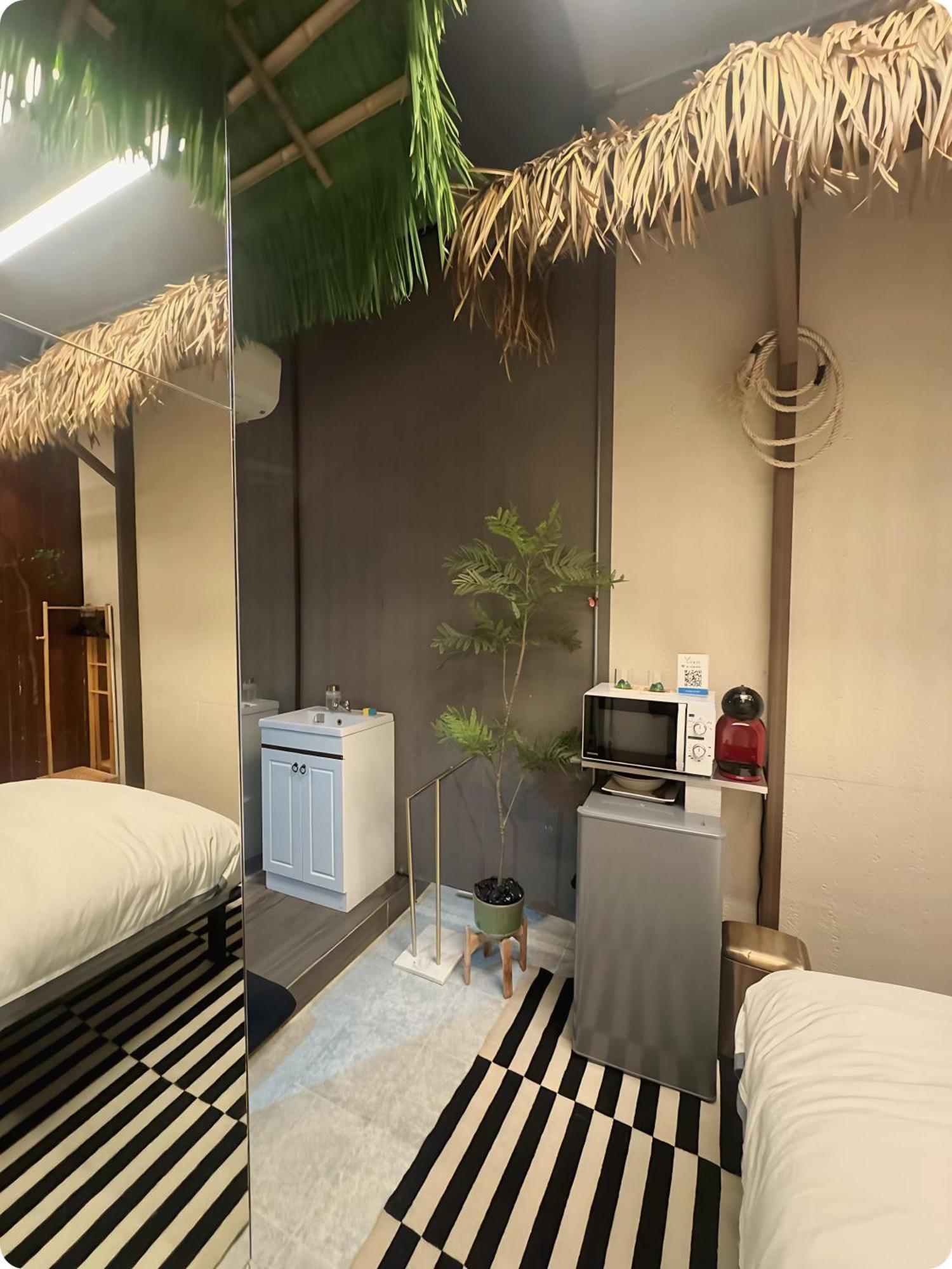 New York Loft & Japanese Magic By V4skin