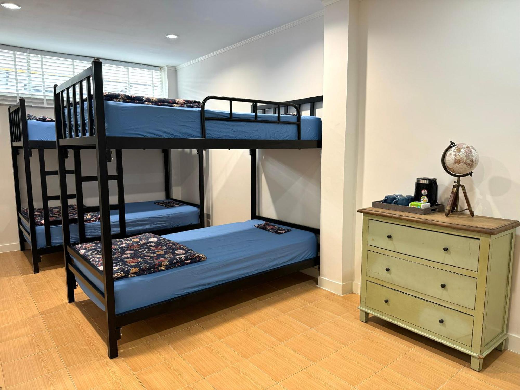 Hotel Em Sukhumvit - Near Terminal 21, Em District Malls, Bts And Mrt Lines