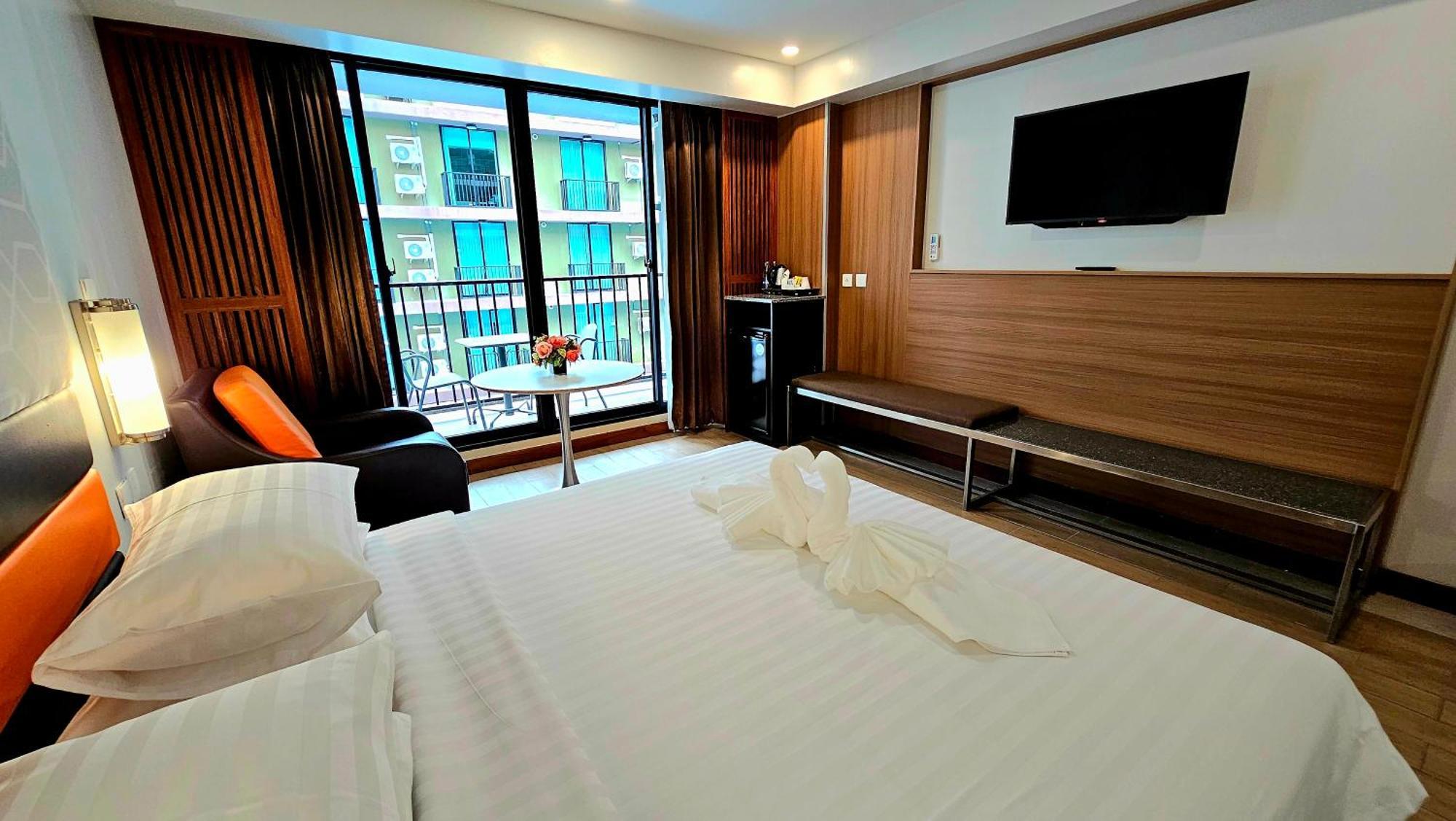 Dynasty Grande Hotel