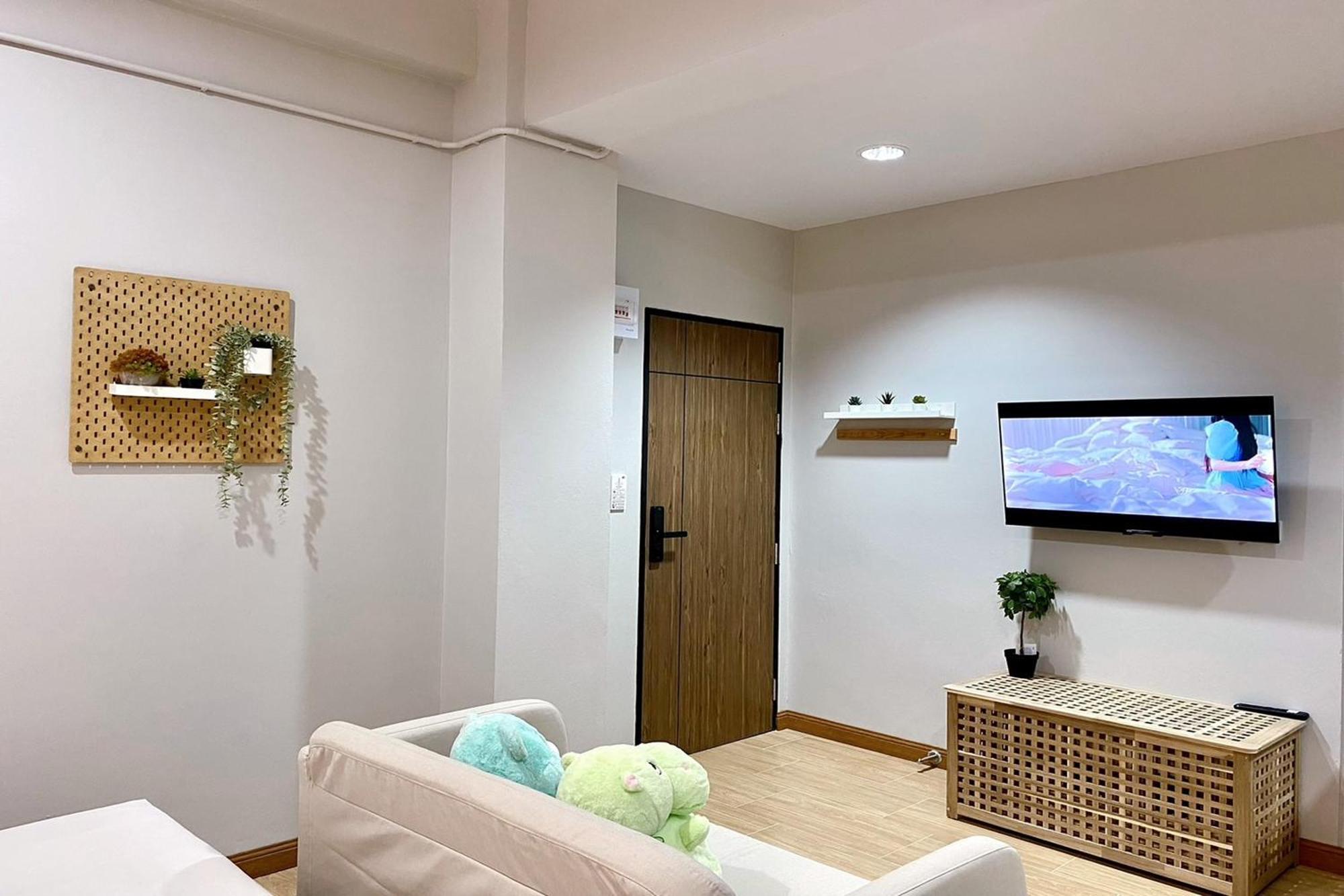 Hotel 44 Rama 3 3*