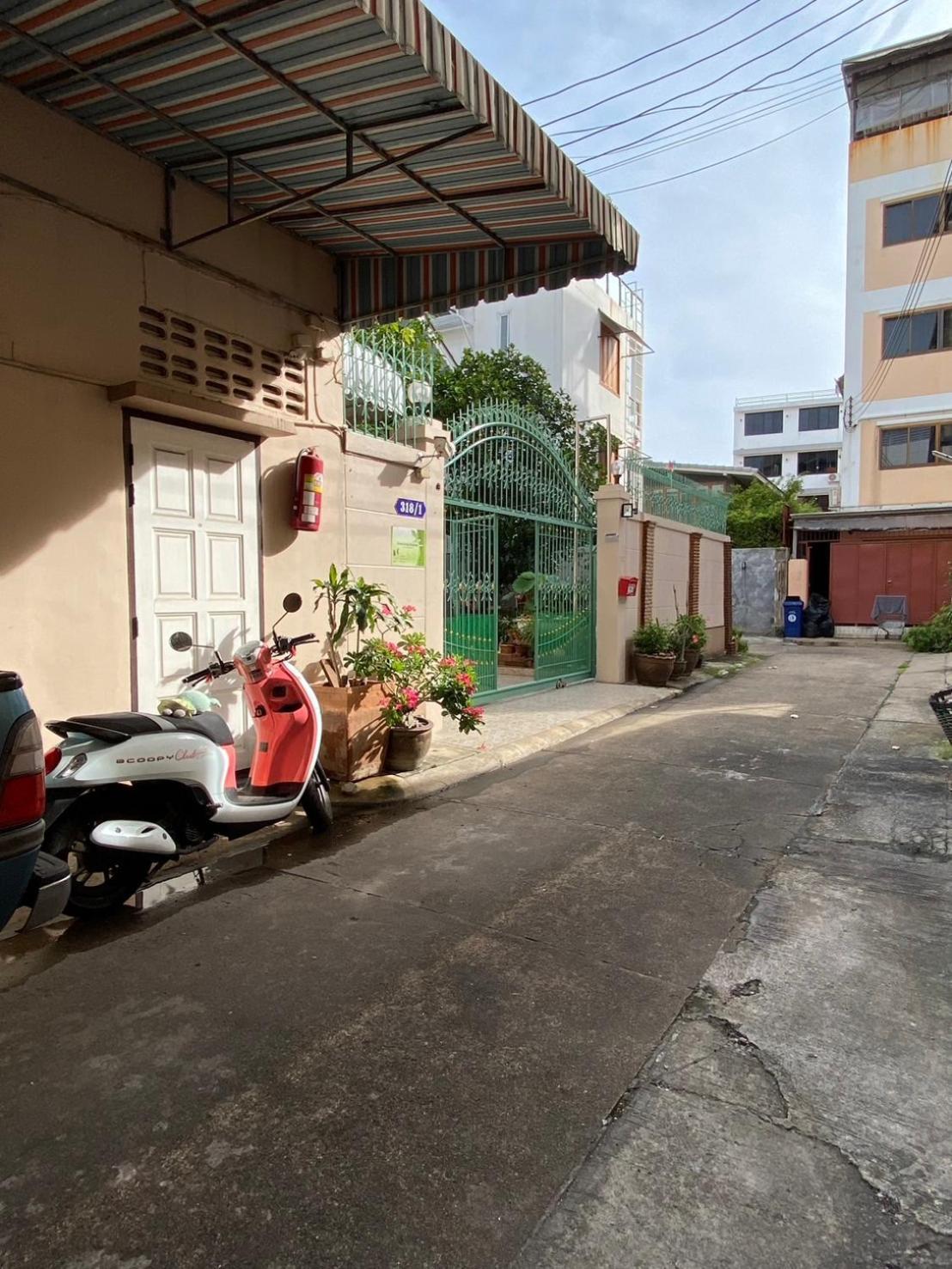 Garden Albergue Bangkok