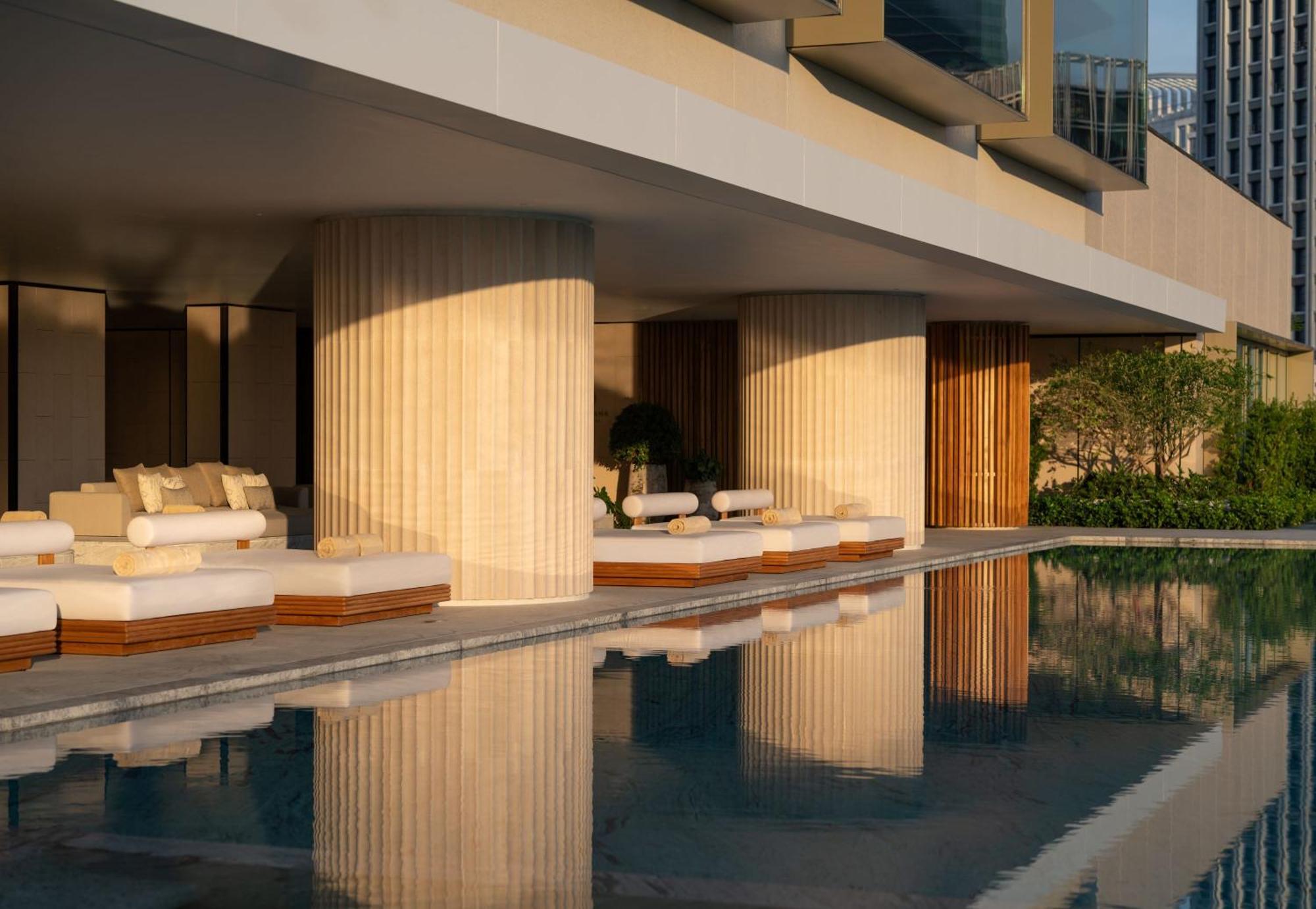 Dusit Thani 5*