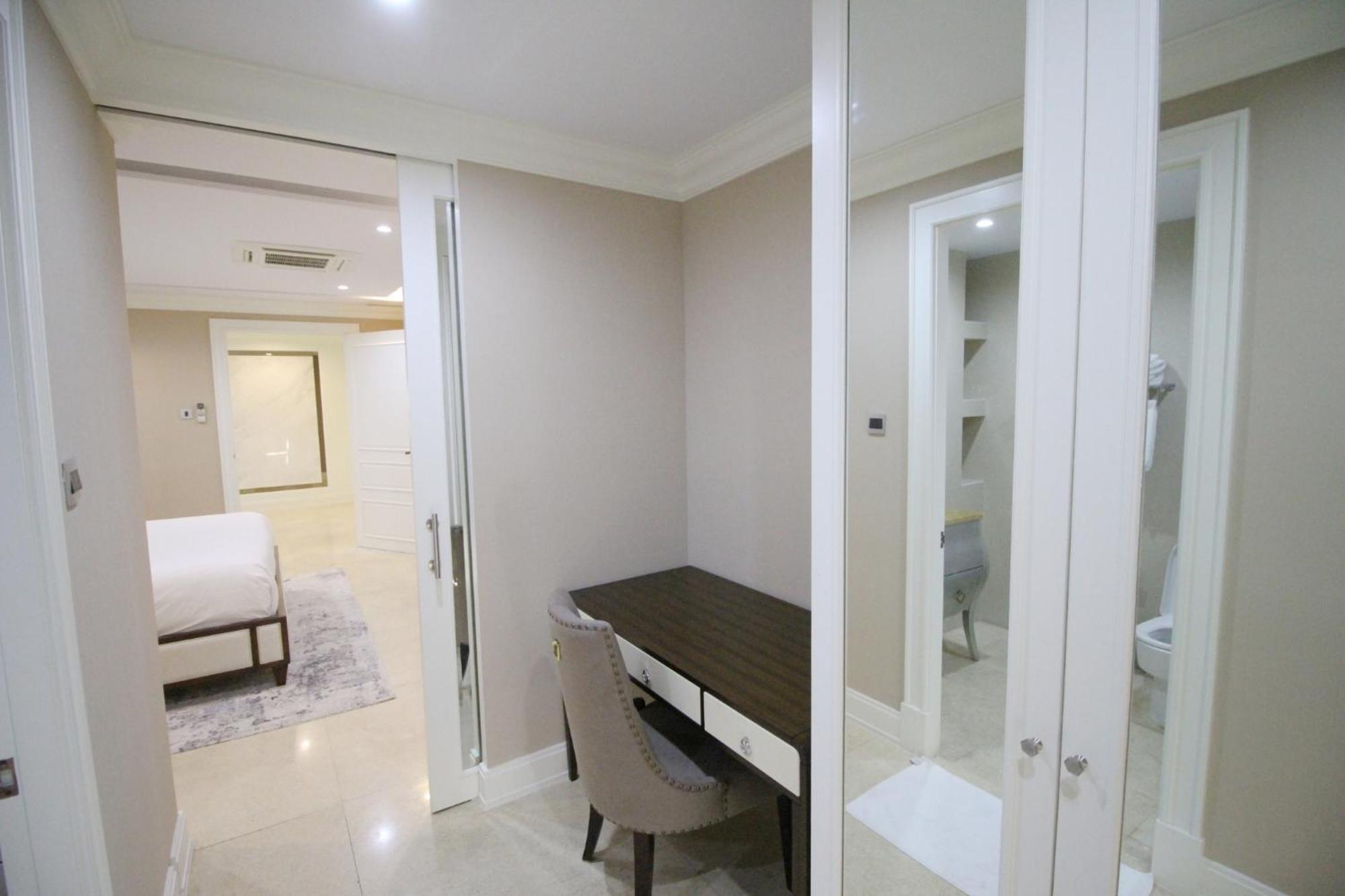 Sasha House Aparthotel Bangkok