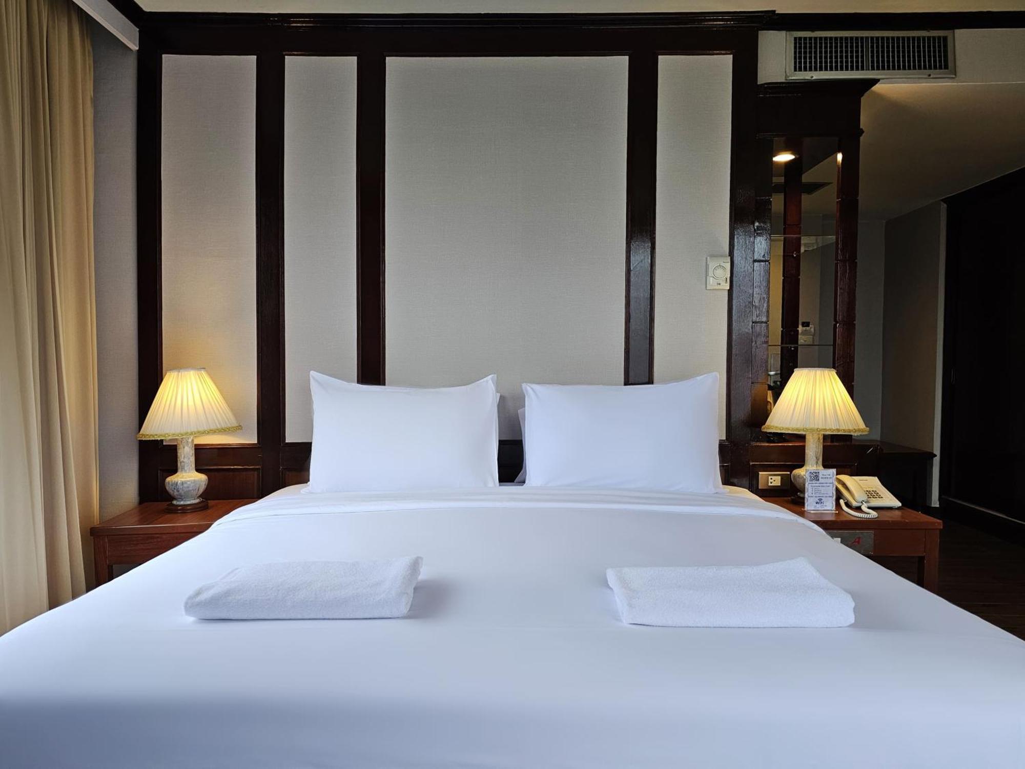 Alexander Hotel 5*