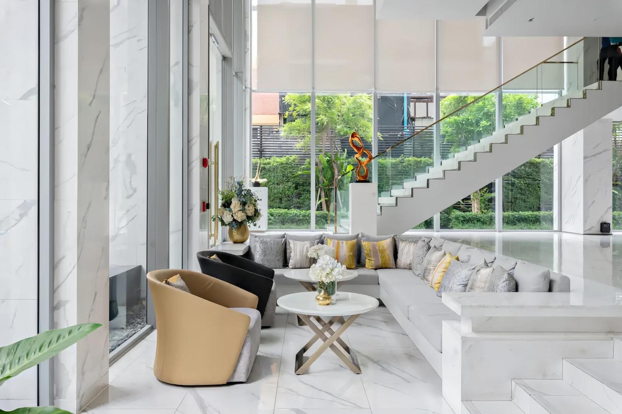 Hyde Sukhumvit 11 Apartemen *