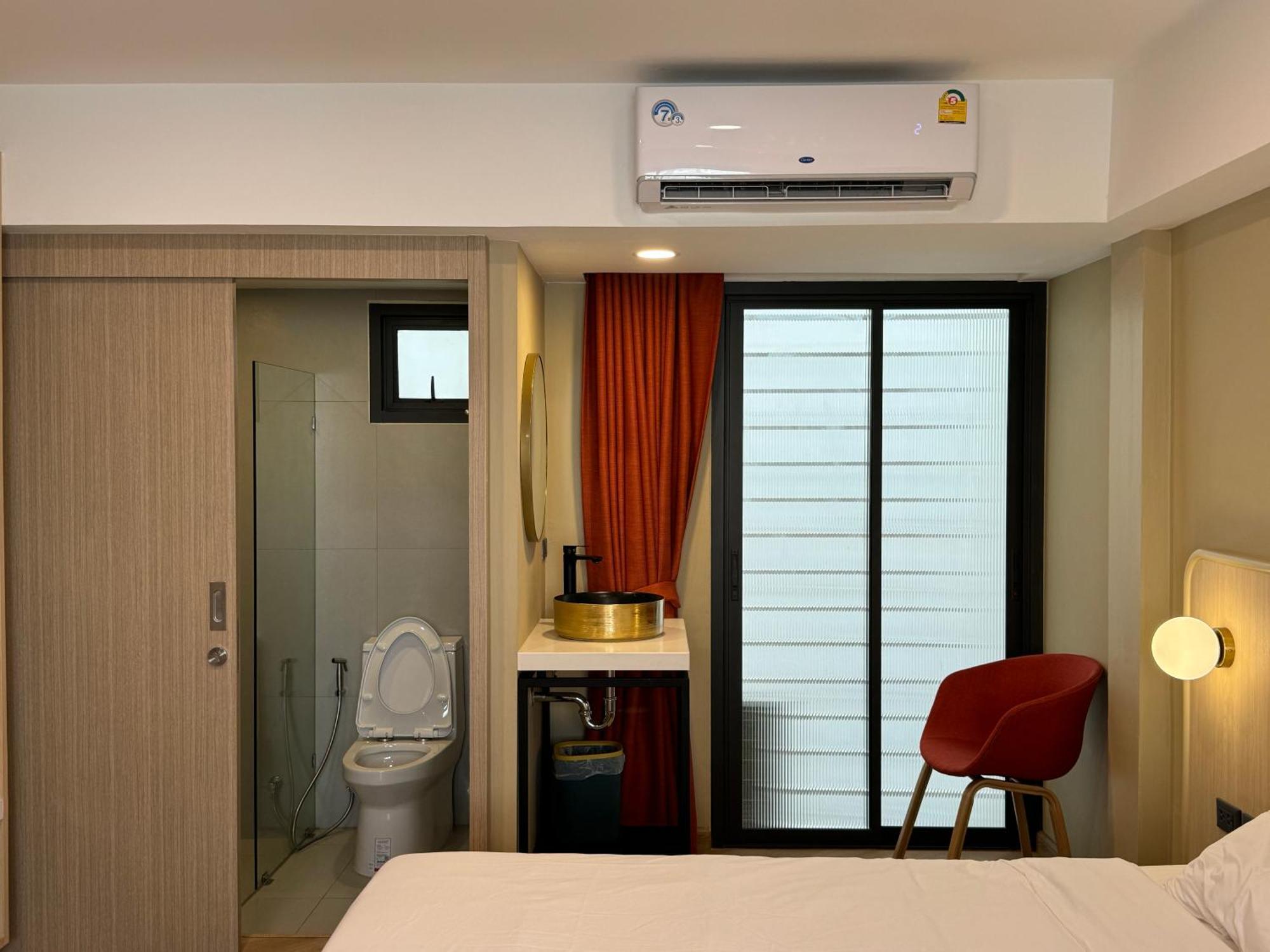 Hotel Parcel Bangkok