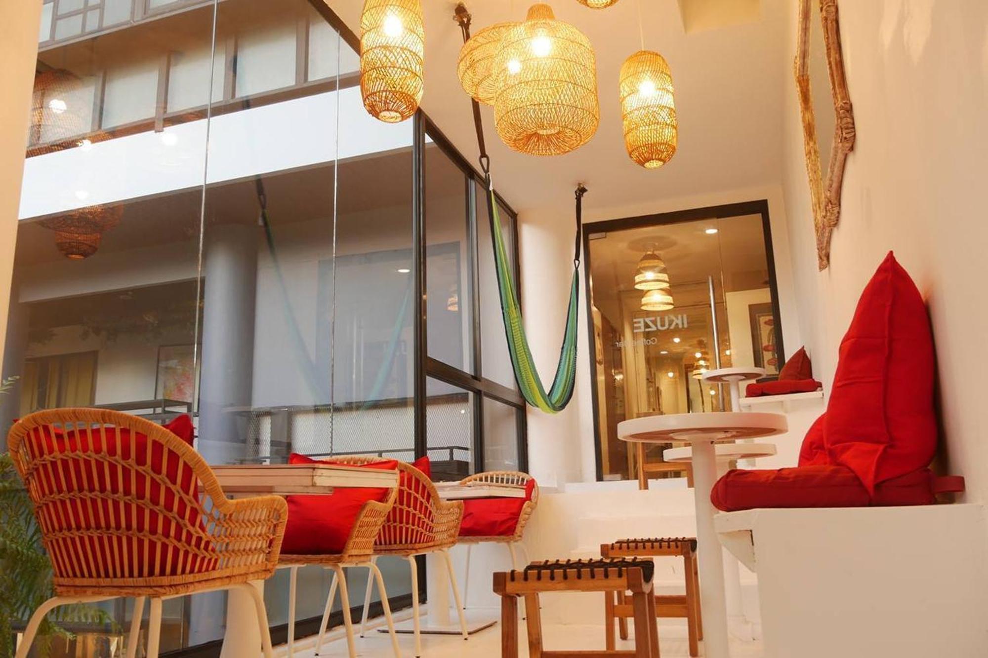 Blu Ari Stylish Gay Poshtel Hostel Bangkok